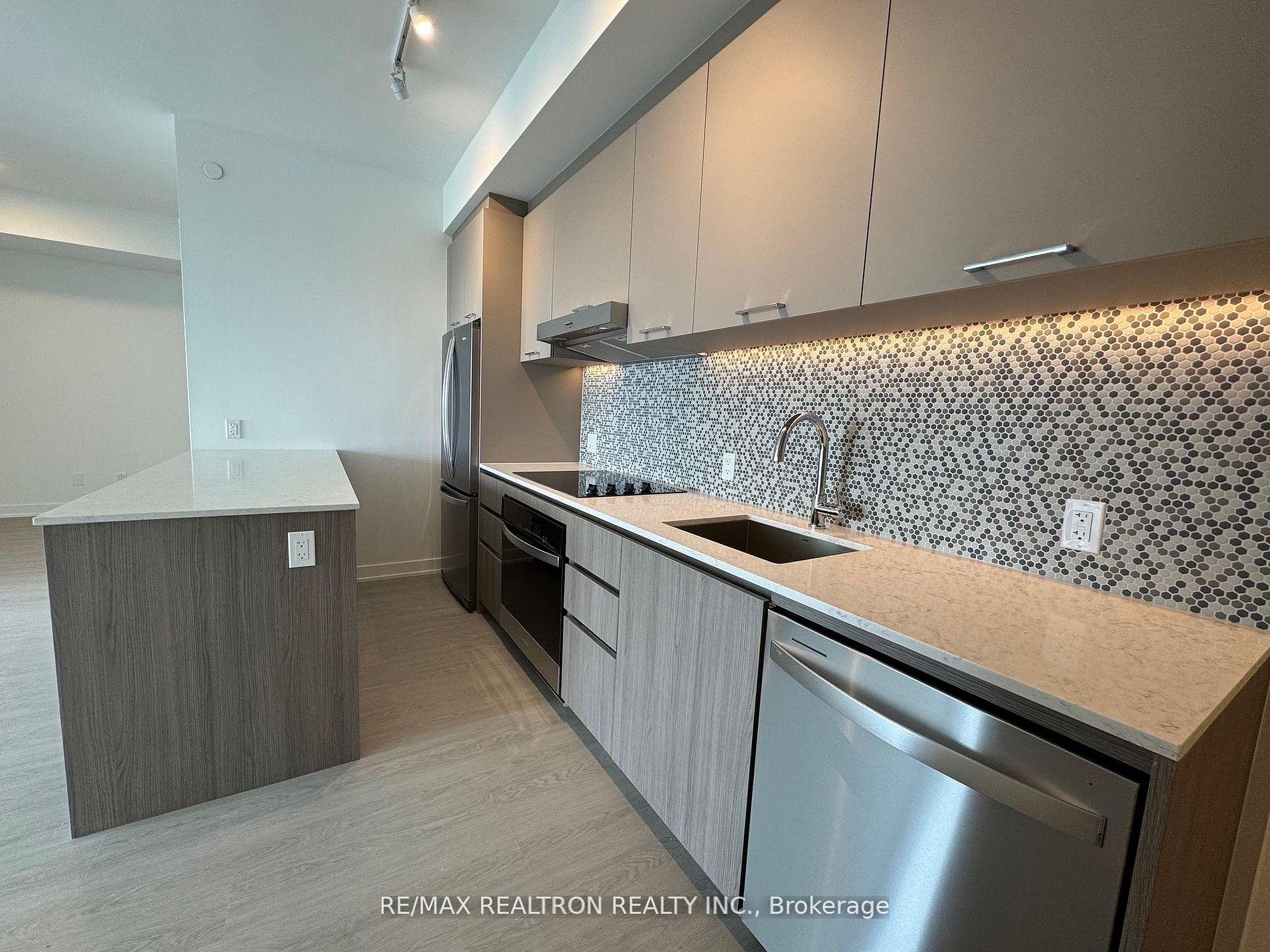 Photo 18 of Unit 729, 8188 Yonge Street, Vaughan, Uplands — HOMEH