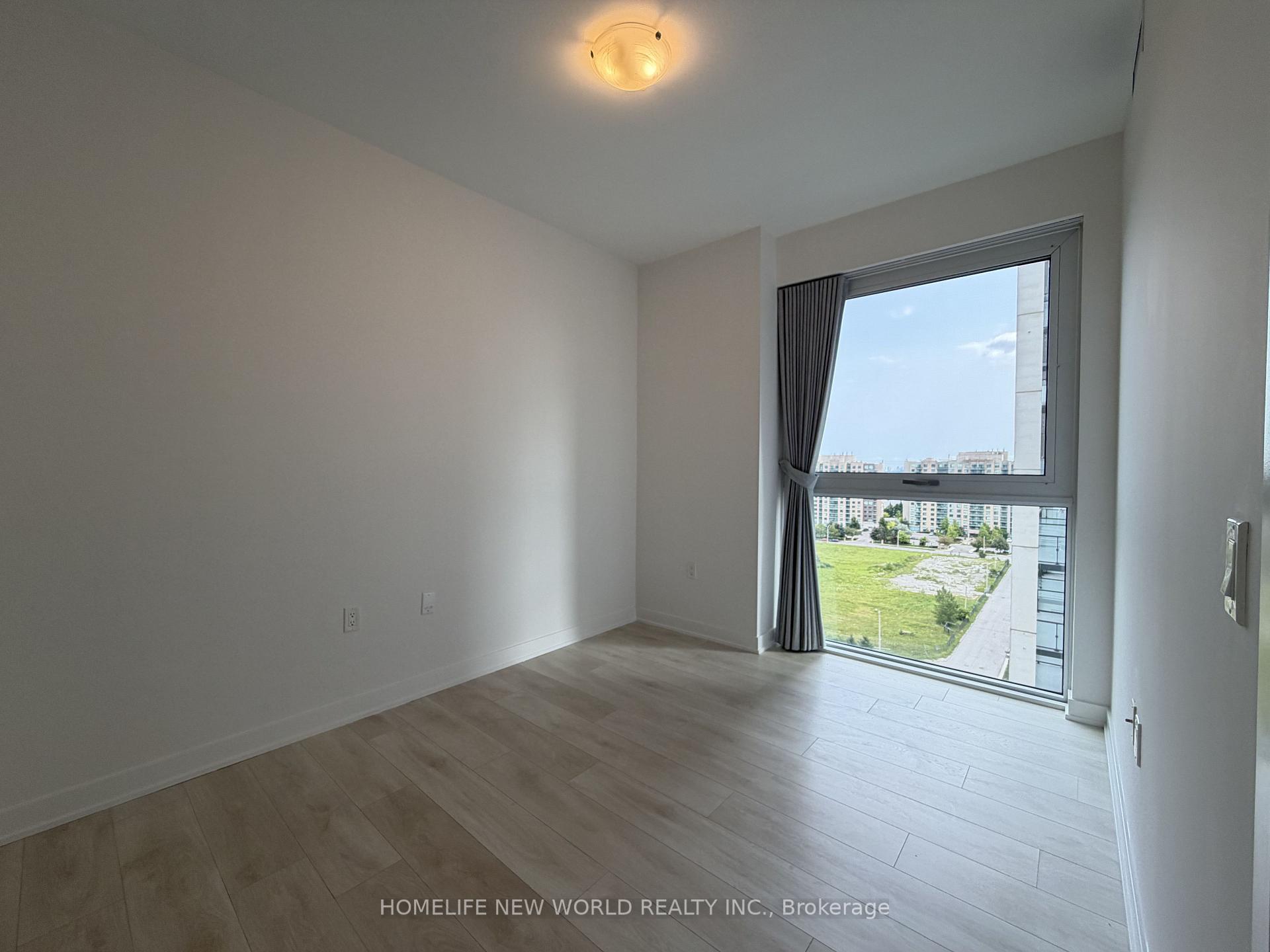 Photo 4 of Unit 1210, 75 Oneida Crescent, Richmond Hill, Langstaff — HOMEH