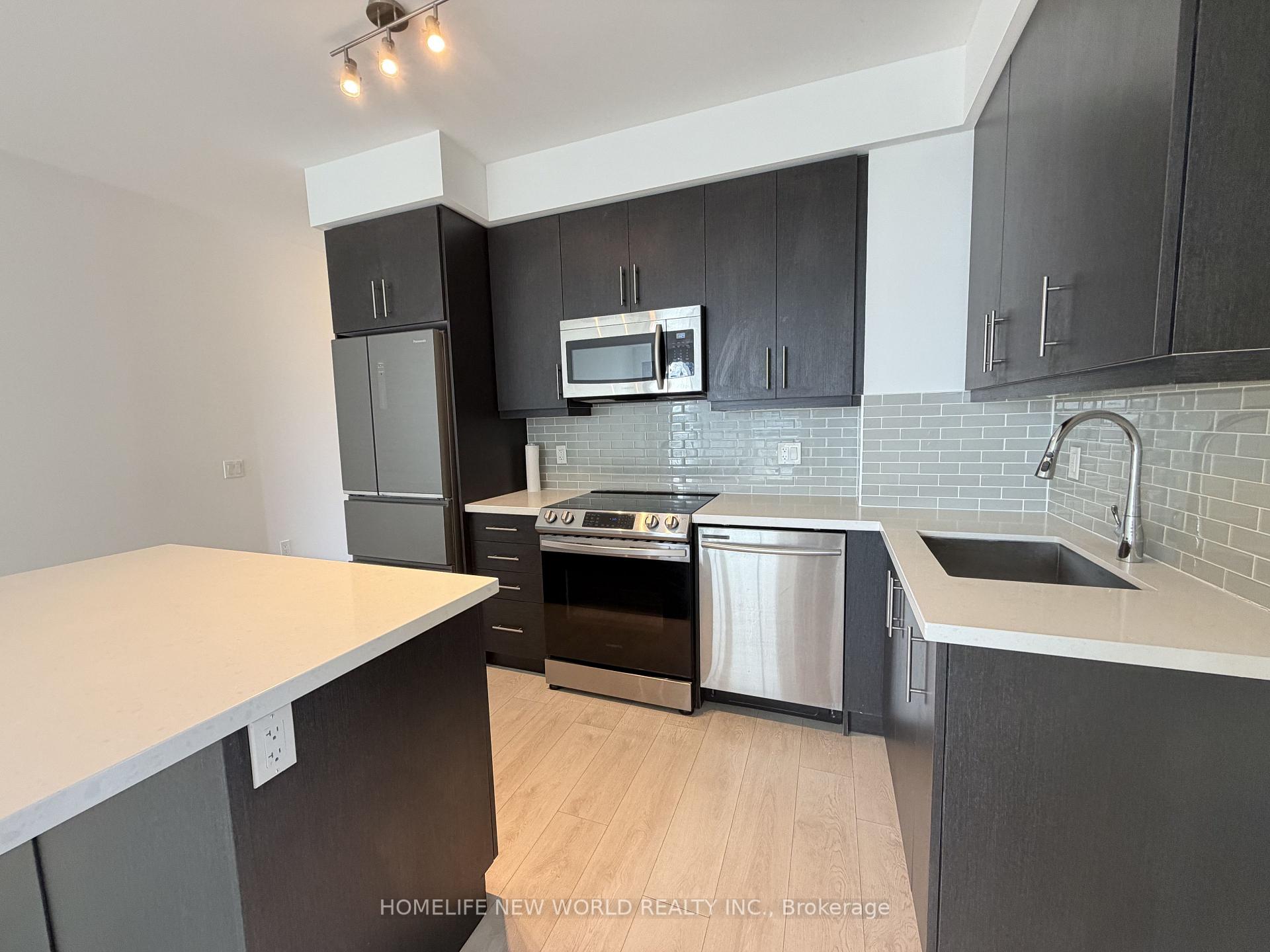 Photo 7 of Unit 1210, 75 Oneida Crescent, Richmond Hill, Langstaff — HOMEH