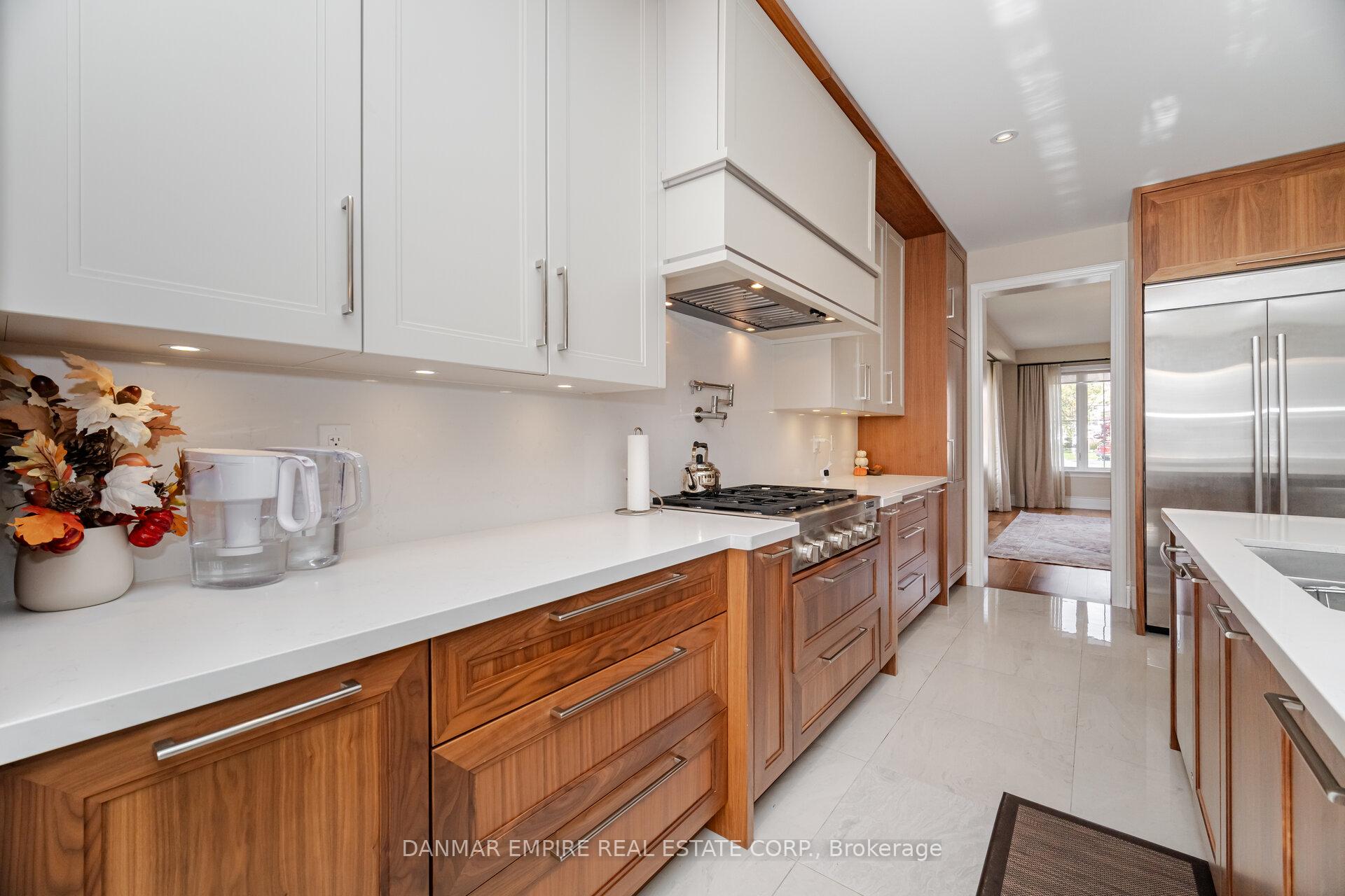Photo 15 of 2118 Vineland Crescent, Oakville, River Oaks — HOMEH