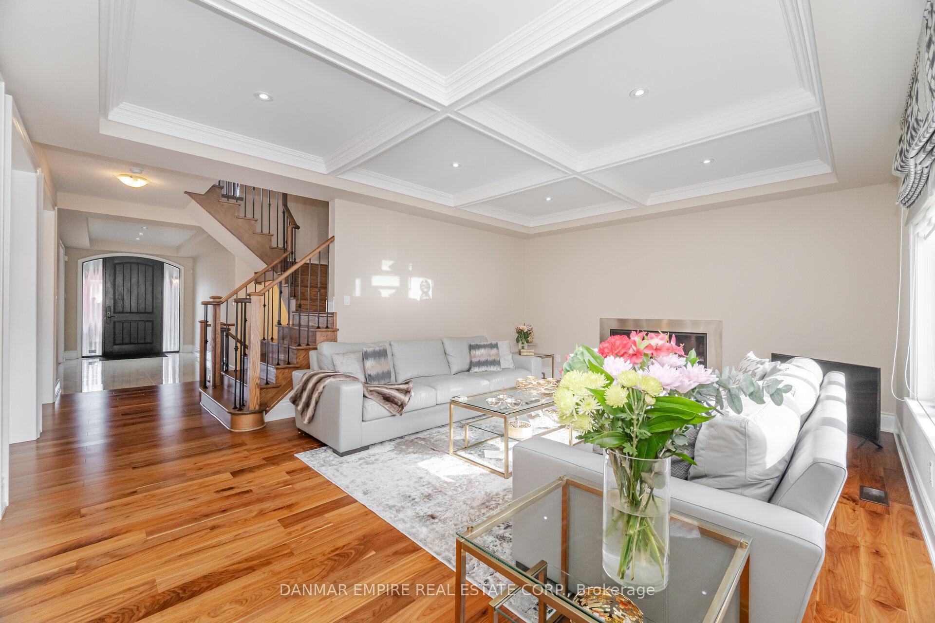 Photo 16 of 2118 Vineland Crescent, Oakville, River Oaks — HOMEH
