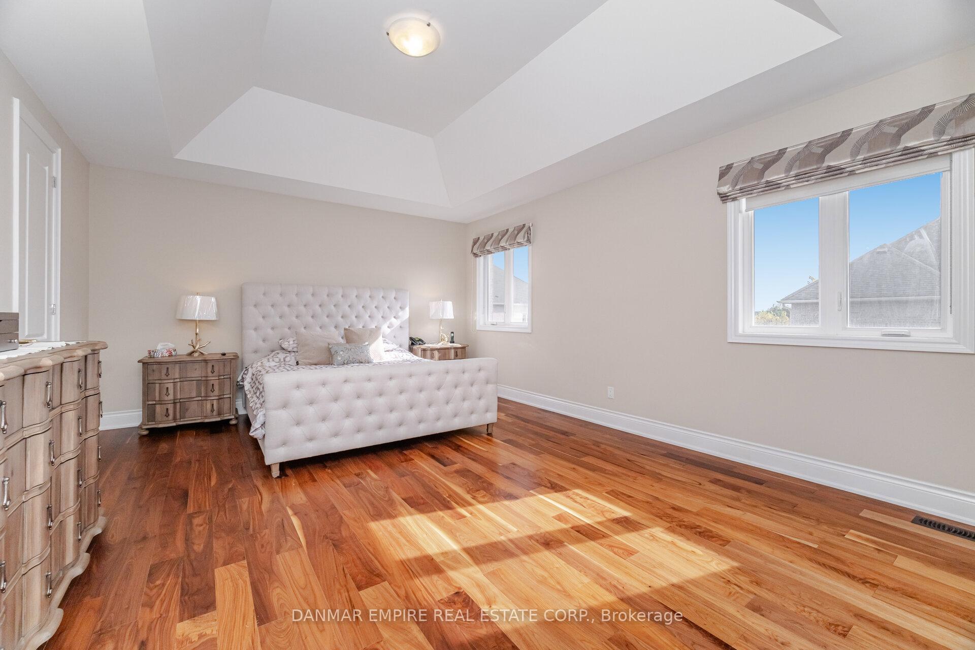 Photo 28 of 2118 Vineland Crescent, Oakville, River Oaks — HOMEH