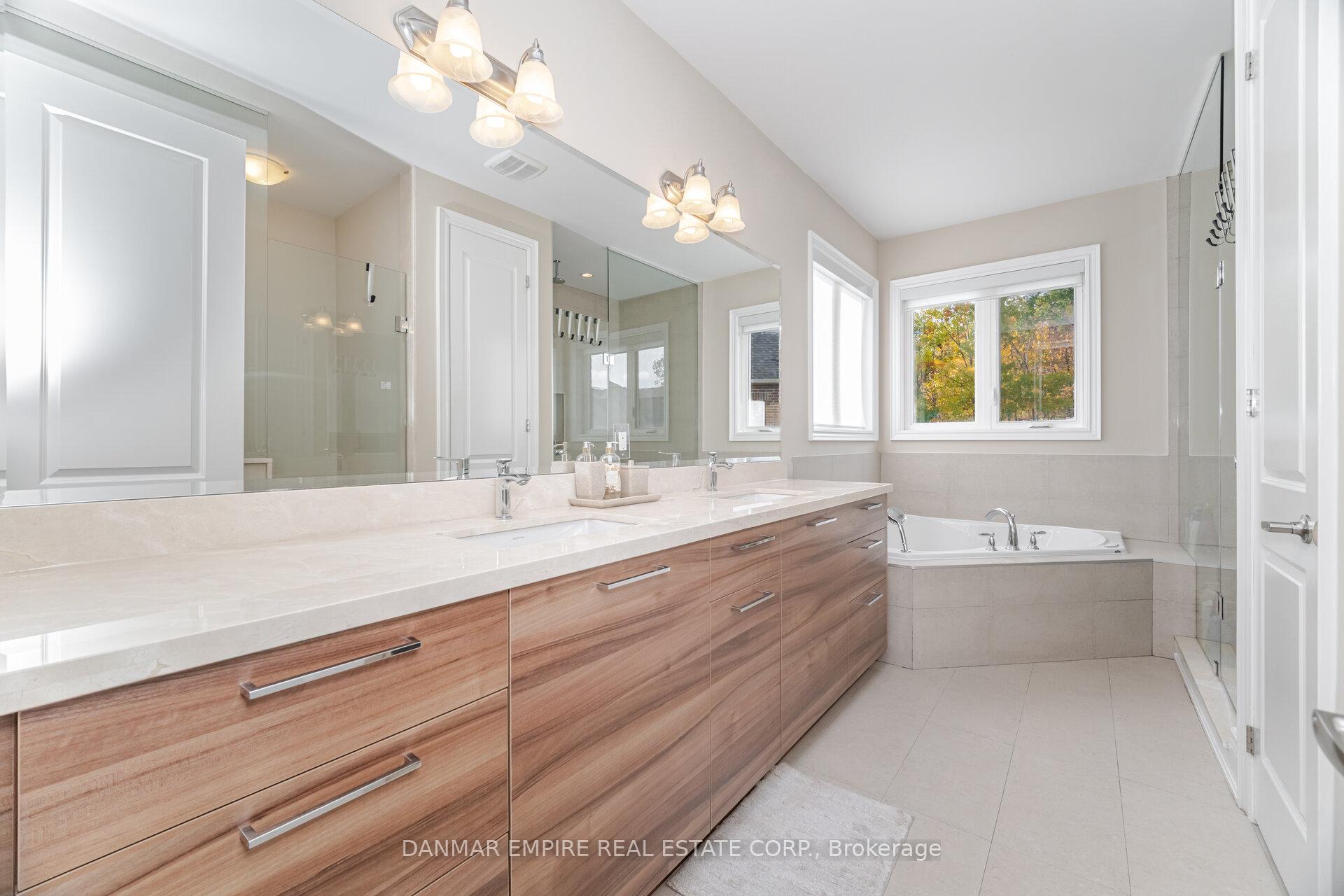 Photo 37 of 2118 Vineland Crescent, Oakville, River Oaks — HOMEH
