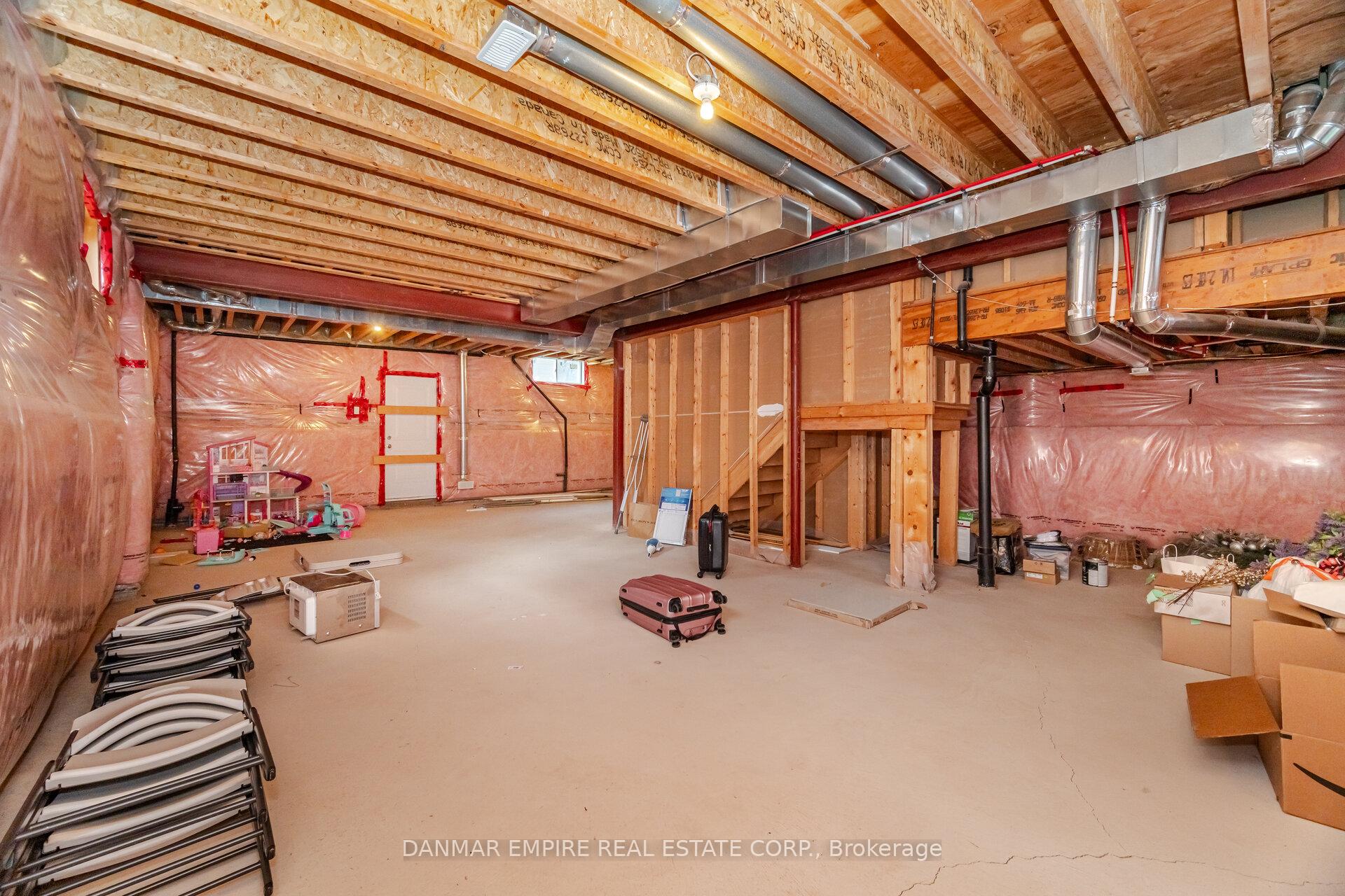 Photo 45 of 2118 Vineland Crescent, Oakville, River Oaks — HOMEH