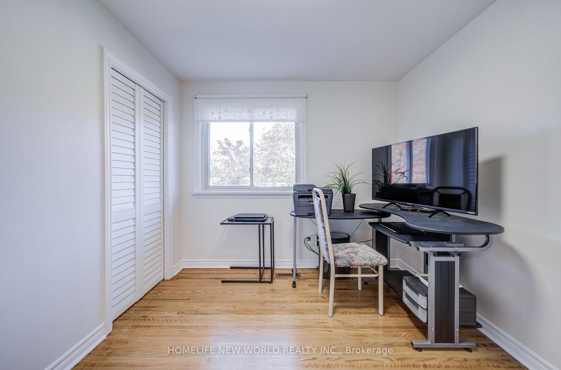 Photo 14 of 346 Melores Drive, Burlington, Appleby — HOMEH