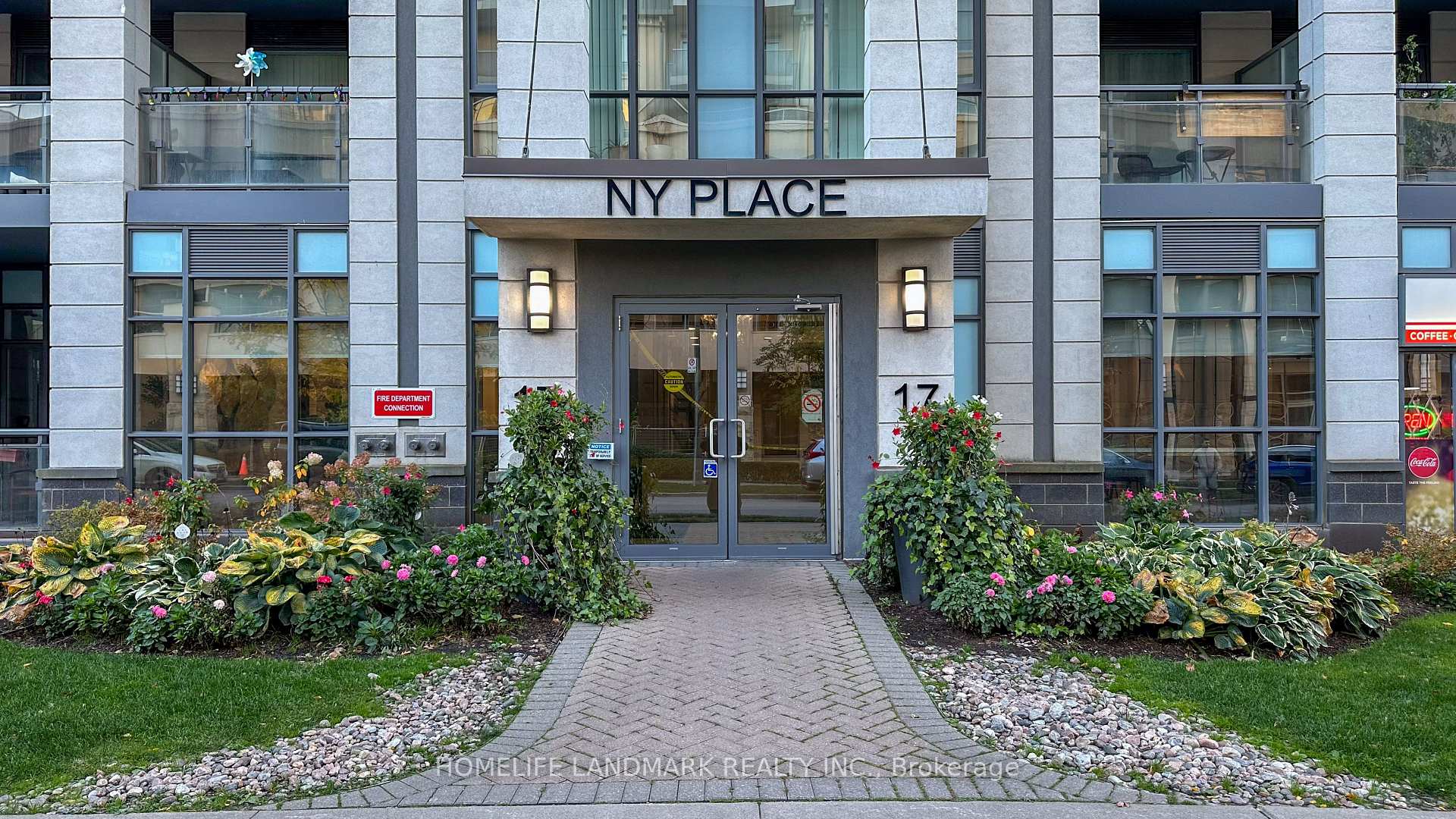 Photo 5 of Unit 306, 17 Kenaston Gardens, North York, Bayview Village — HOMEH