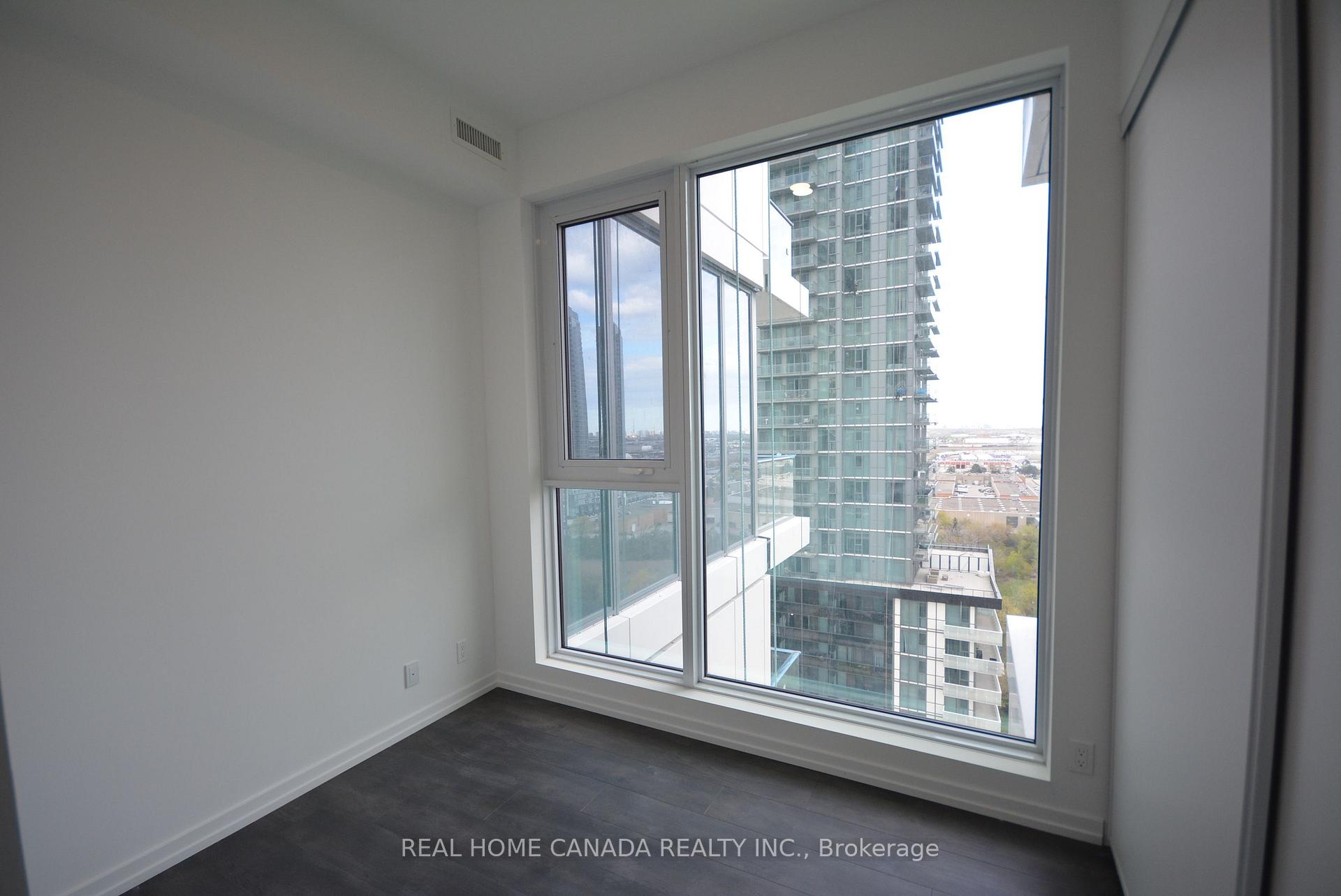 Photo 10 of Unit 1712, 7890 Jane Street, Vaughan, Vaughan Corporate Centre — HOMEH
