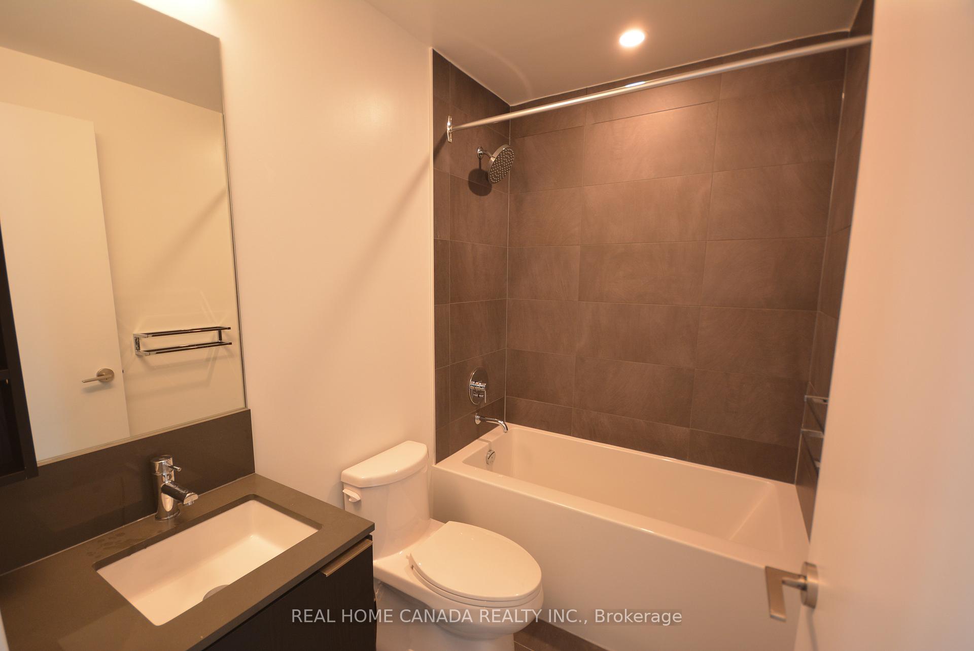 Photo 11 of Unit 1712, 7890 Jane Street, Vaughan, Vaughan Corporate Centre — HOMEH