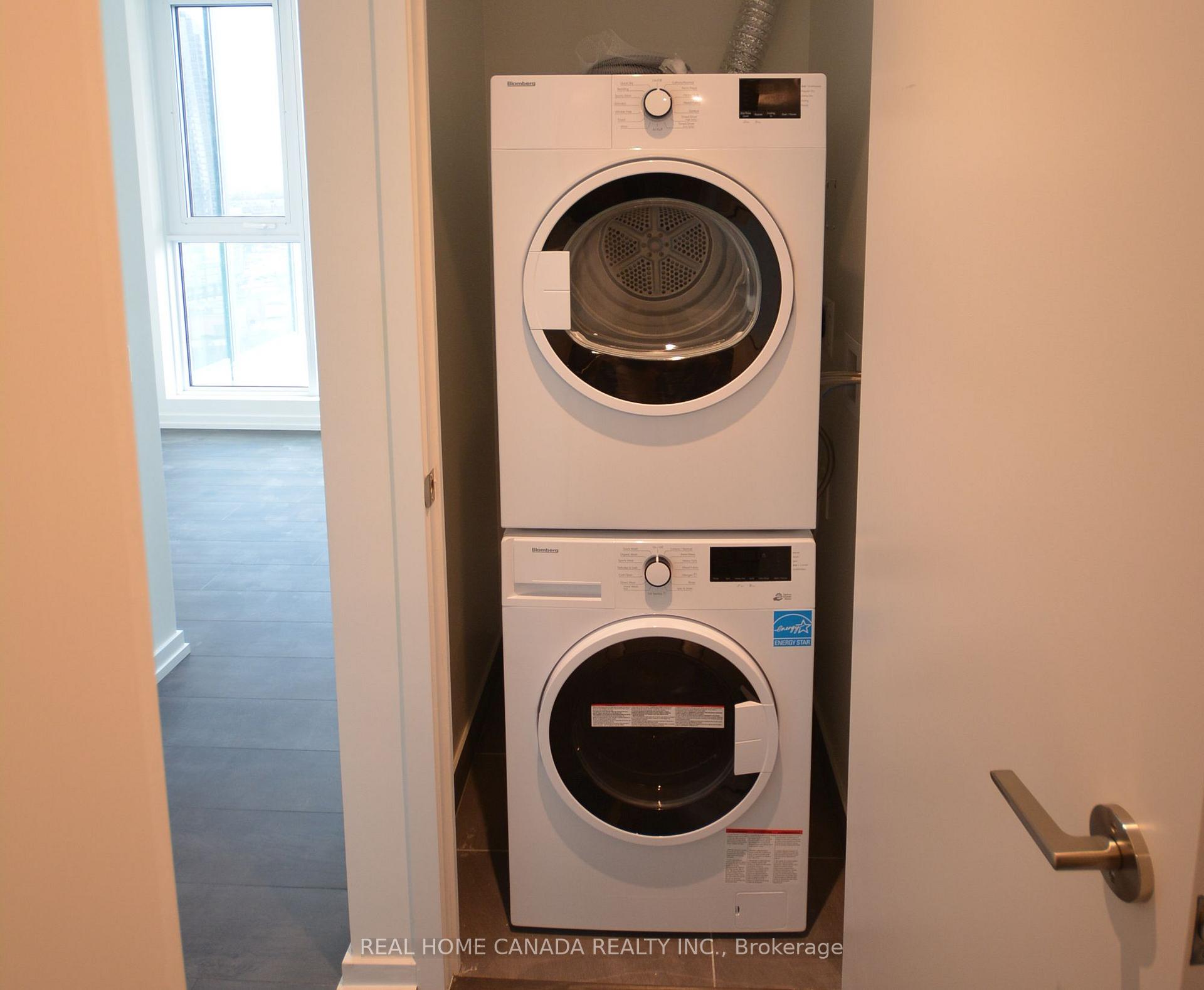Photo 12 of Unit 1712, 7890 Jane Street, Vaughan, Vaughan Corporate Centre — HOMEH
