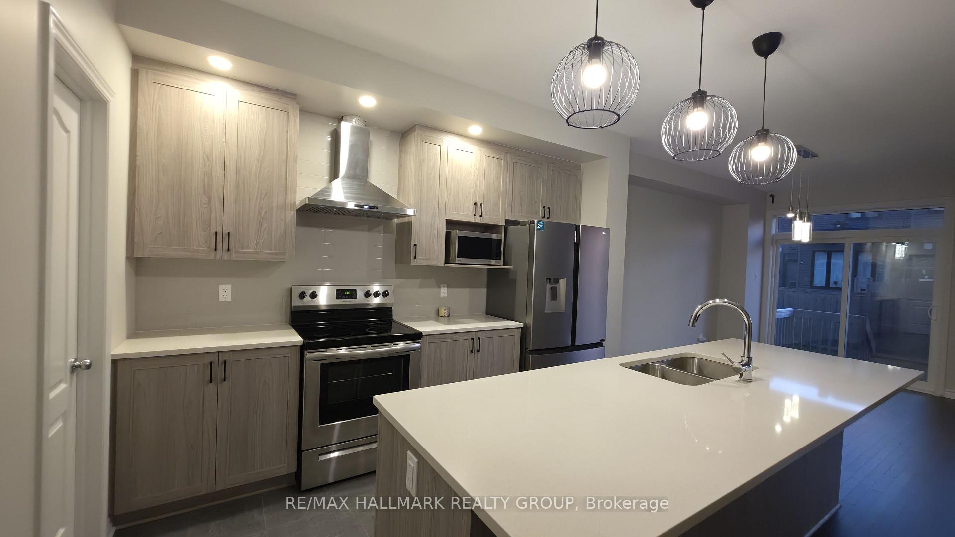 Photo 9 of 62 Mandevilla Crescent, Ottawa, Blossom Park/Kemp Park/Findlay Creek — HOMEH