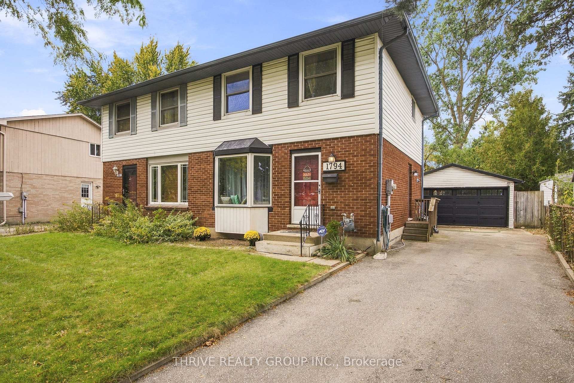 Photo 3 of 1794 Culver Drive, London, East H — HOMEH