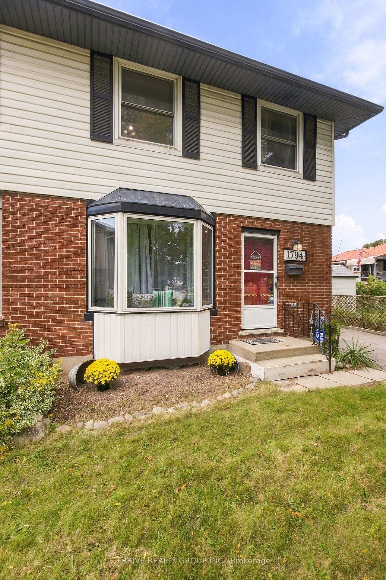 Photo 4 of 1794 Culver Drive, London, East H — HOMEH