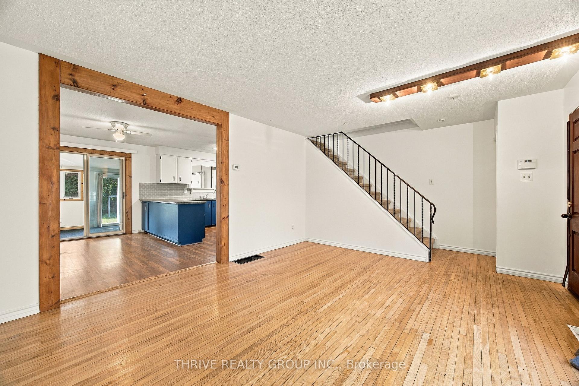 Photo 10 of 1794 Culver Drive, London, East H — HOMEH