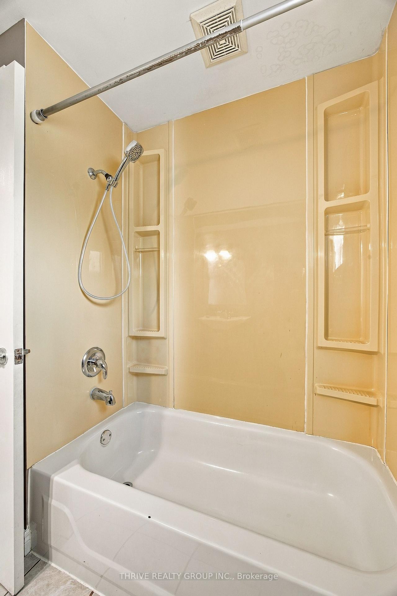 Photo 31 of 1794 Culver Drive, London, East H — HOMEH