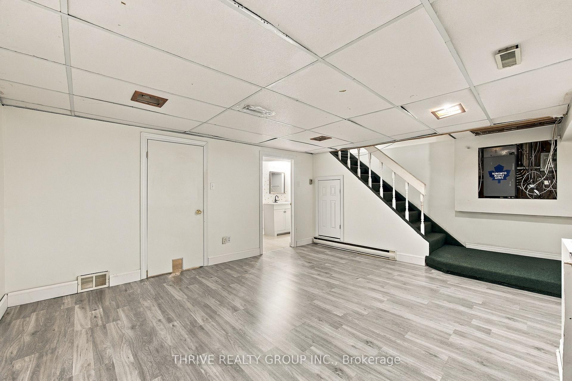 Photo 32 of 1794 Culver Drive, London, East H — HOMEH