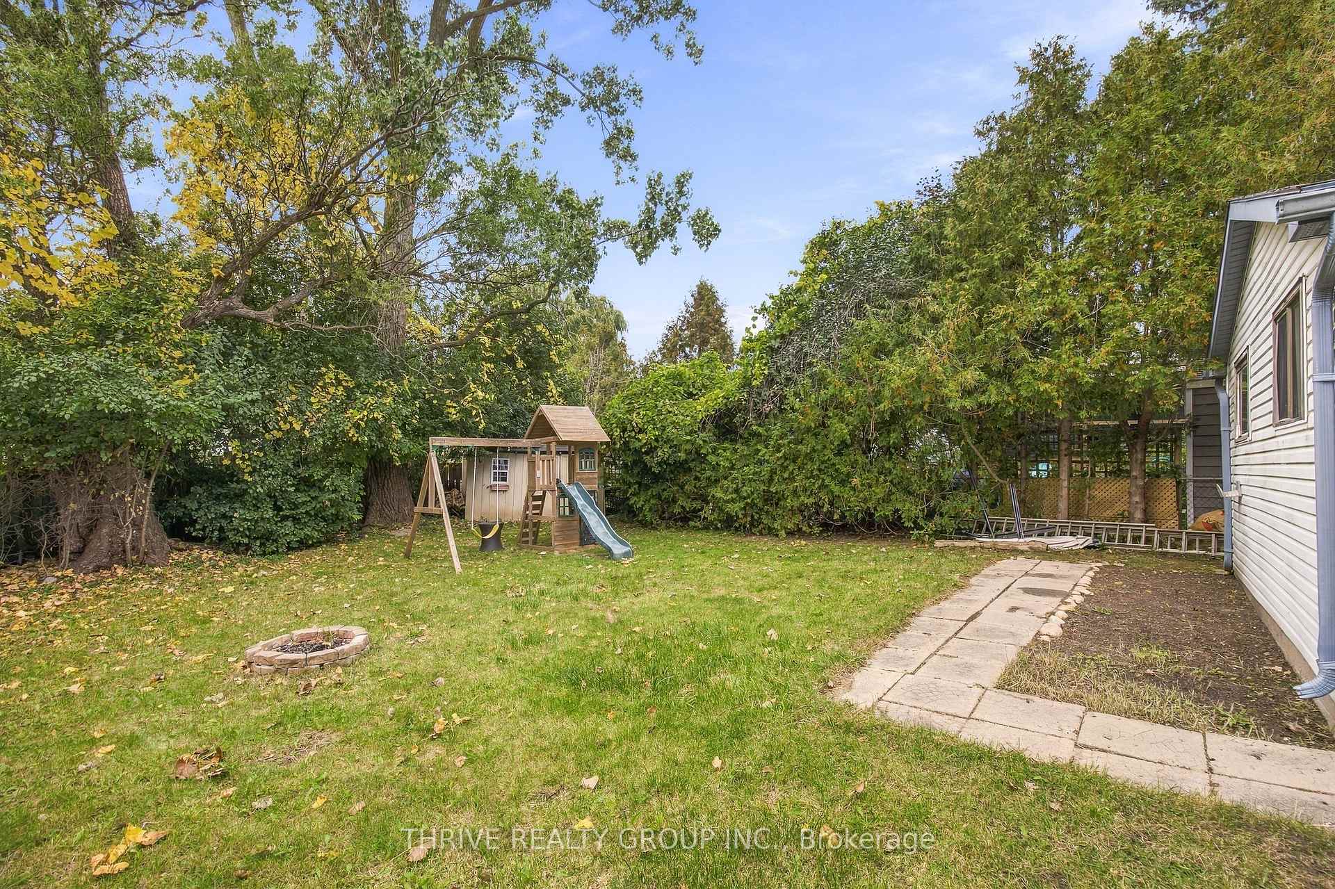 Photo 39 of 1794 Culver Drive, London, East H — HOMEH