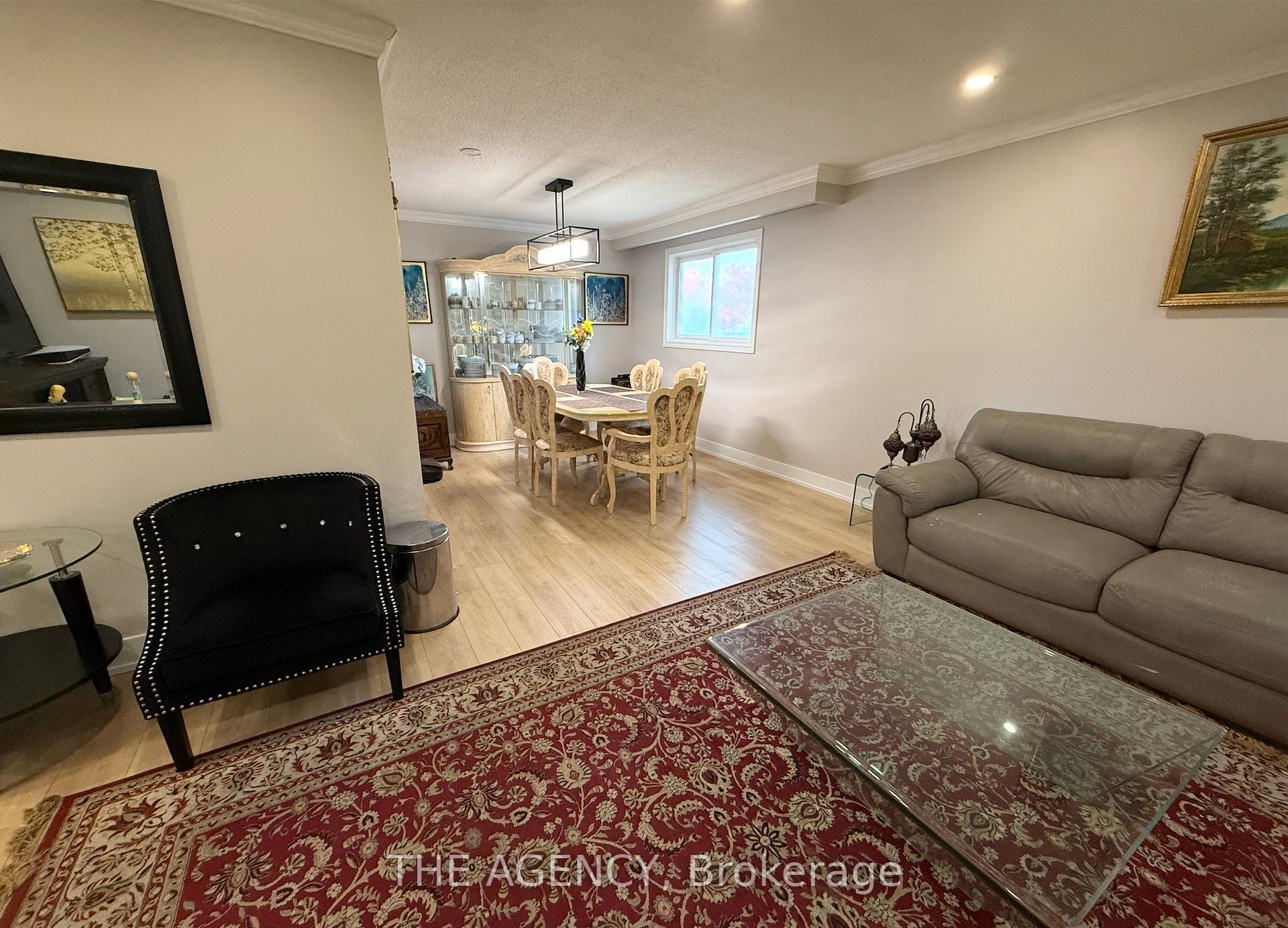 Photo 2 of 411 Laurier Avenue, Milton, Old Milton — HOMEH