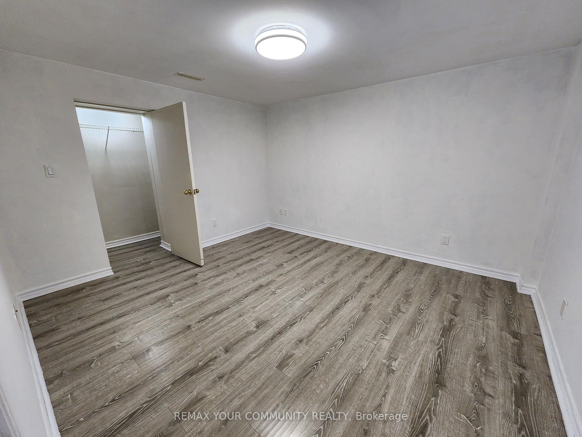 Photo 17 of Unit Lower Level, 387 Paliser Crescent N, Richmond Hill, Harding — HOMEH