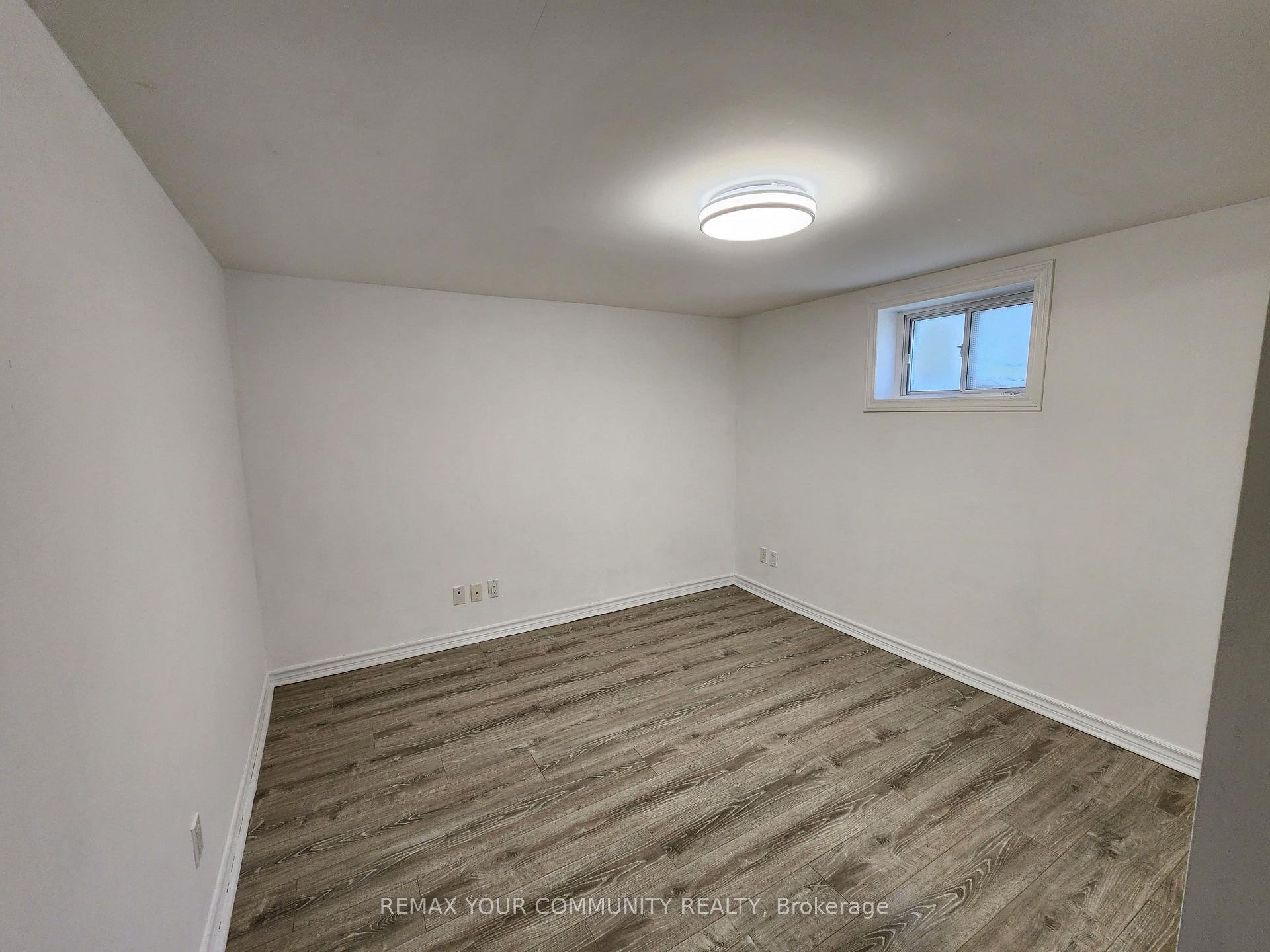 Photo 19 of Unit Lower Level, 387 Paliser Crescent N, Richmond Hill, Harding — HOMEH