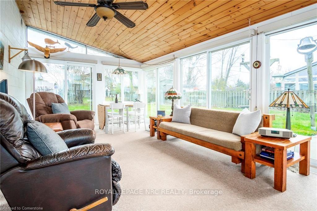 Photo 10 of 3500 Callan Street, Niagara Falls, Chippawa — HOMEH