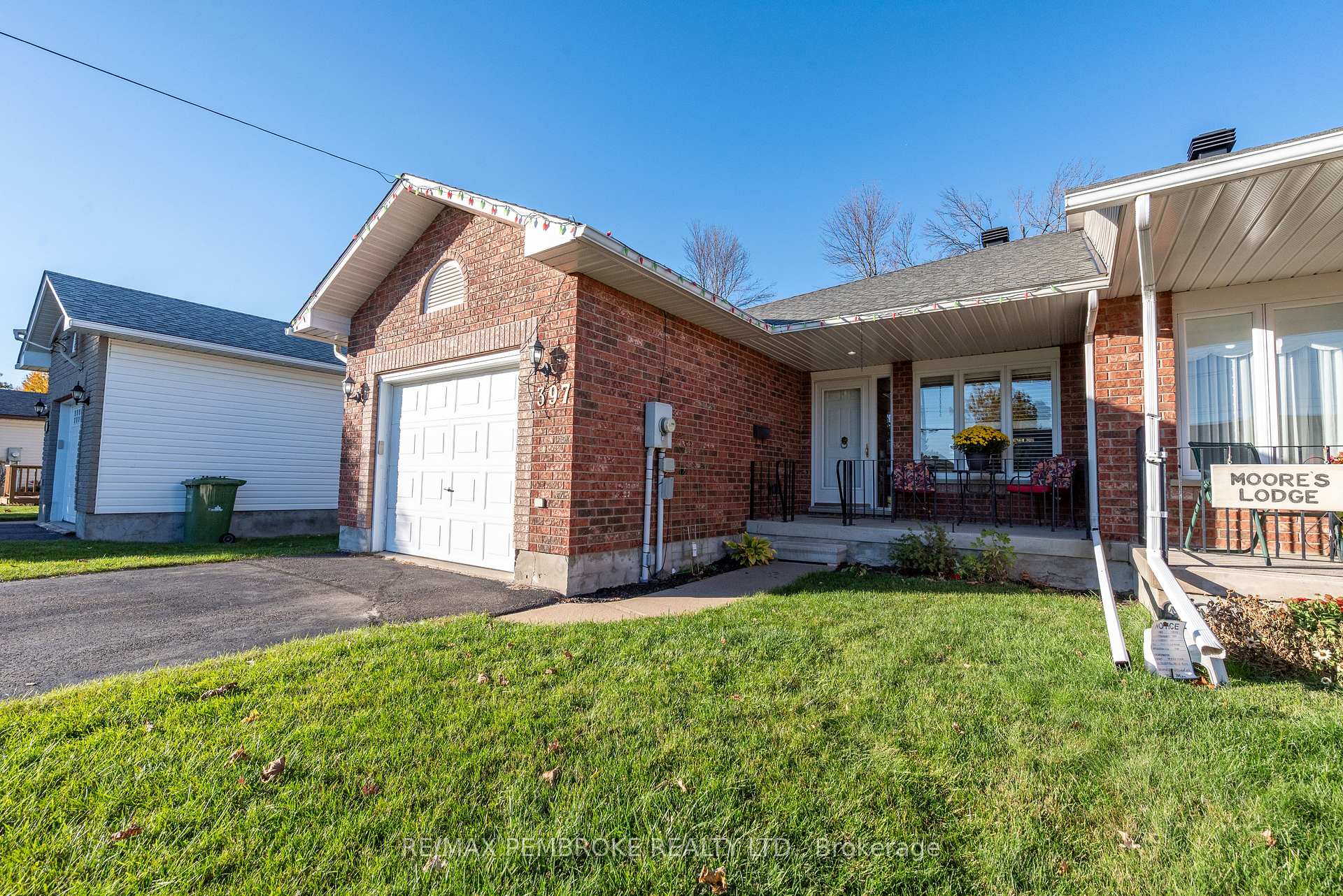 Photo 4 of 397 Morris Street, Pembroke, Pembroke — HOMEH