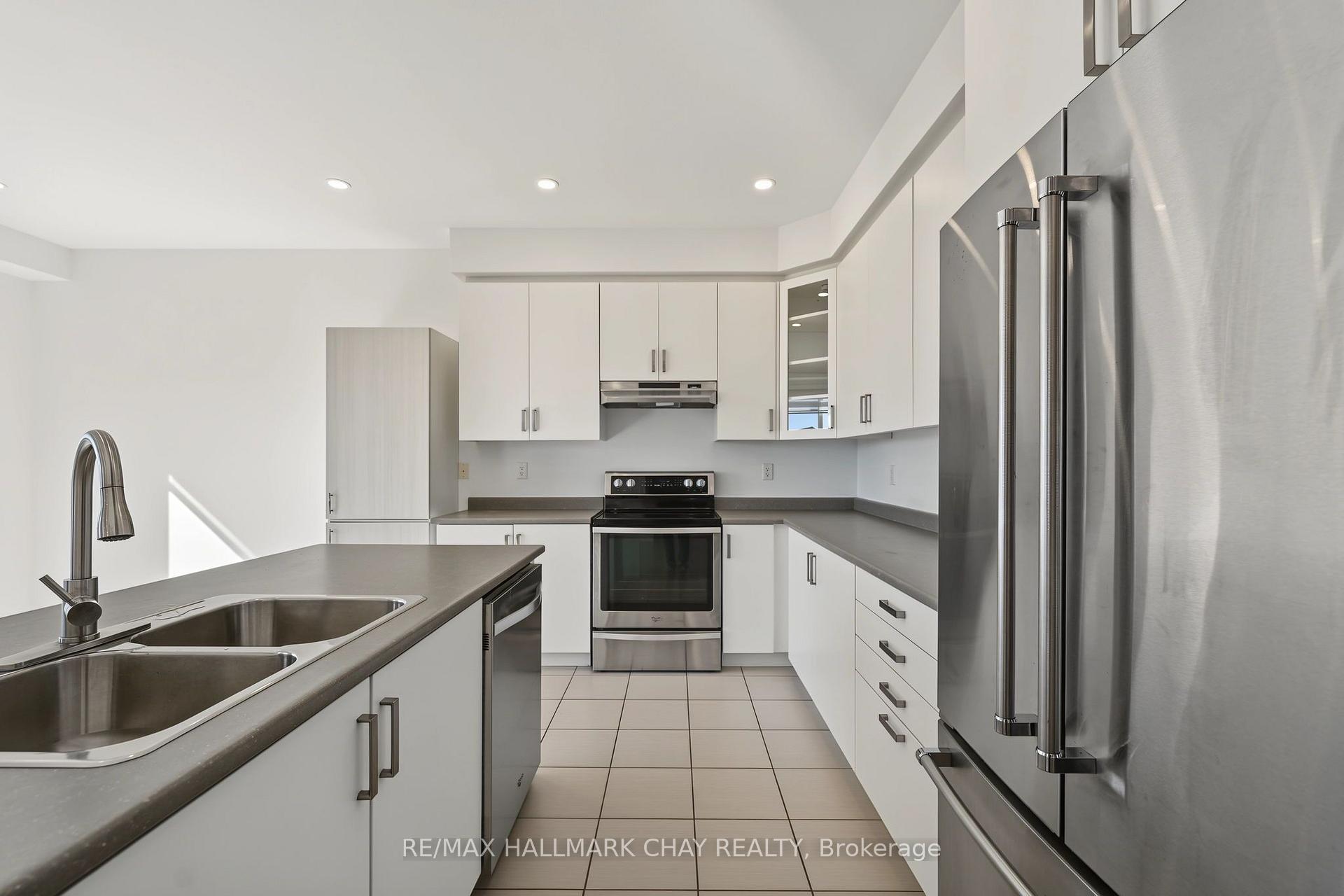 Photo 17 of 20 Atkinson Crescent, New Tecumseth, Alliston — HOMEH