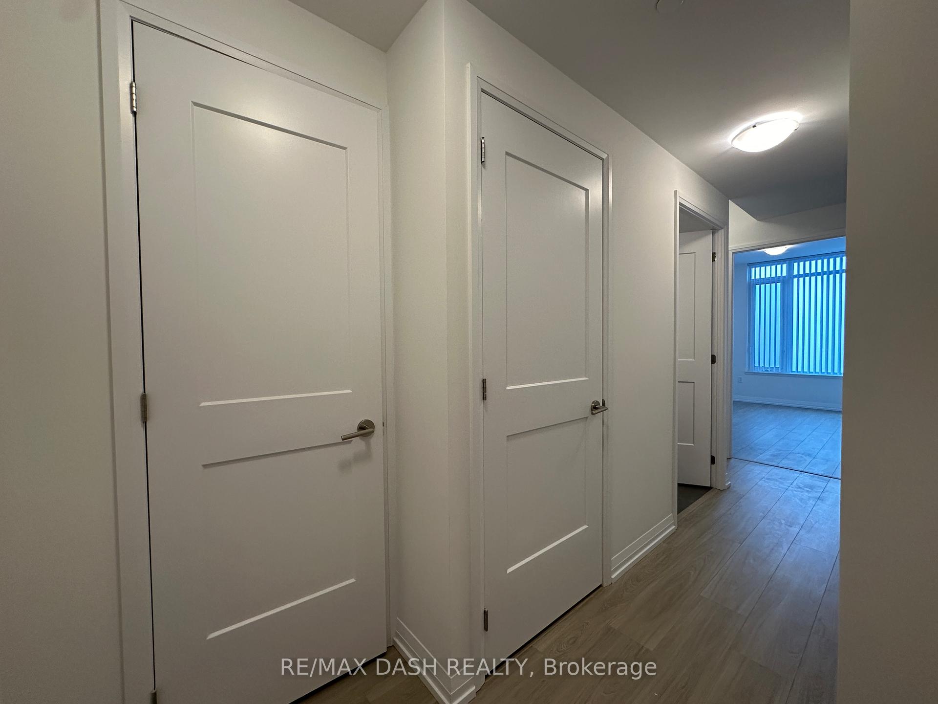 Photo 5 of Unit 2009, 25 Holly Street, Toronto, Mount Pleasant West — HOMEH