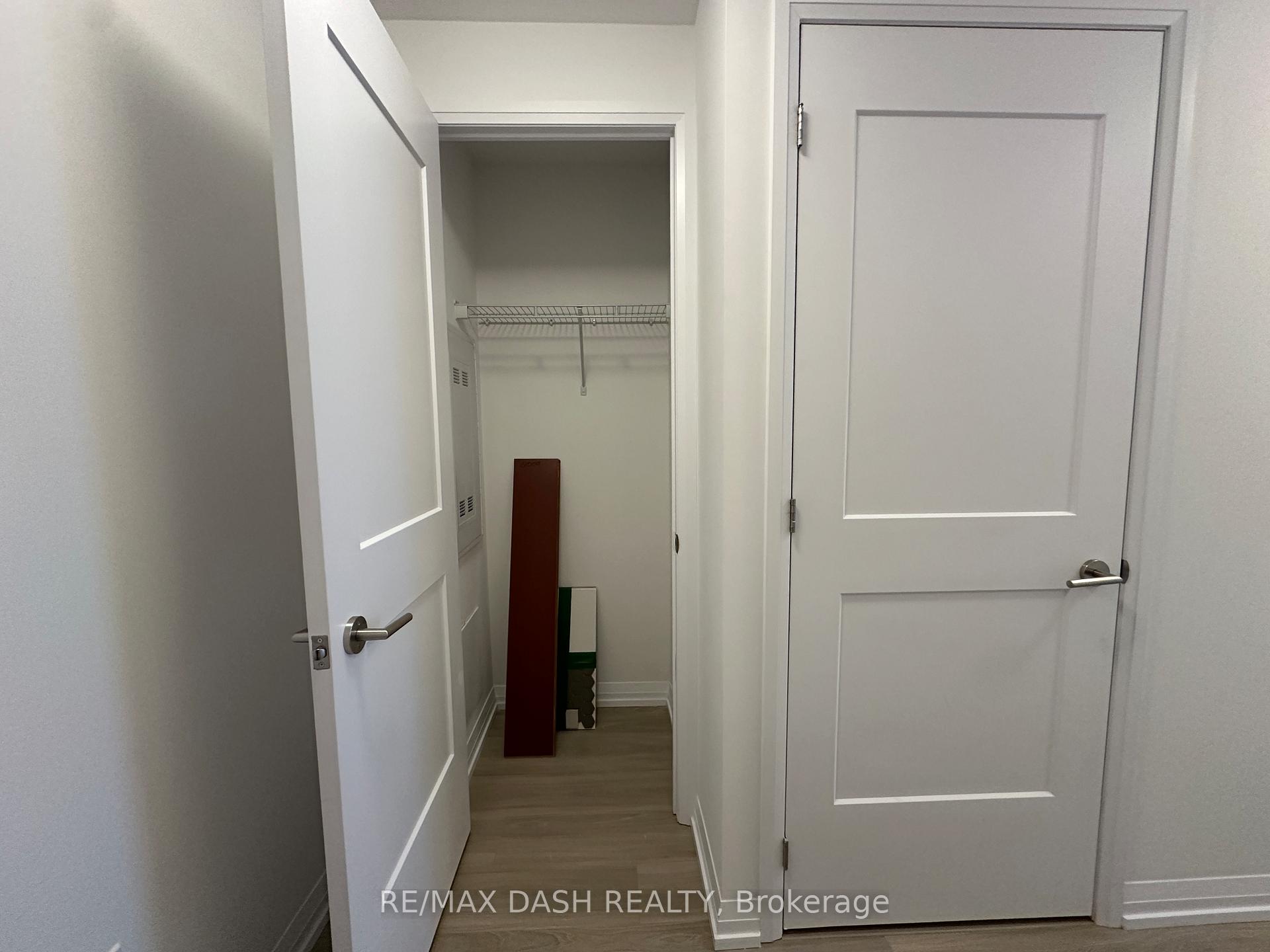 Photo 6 of Unit 2009, 25 Holly Street, Toronto, Mount Pleasant West — HOMEH