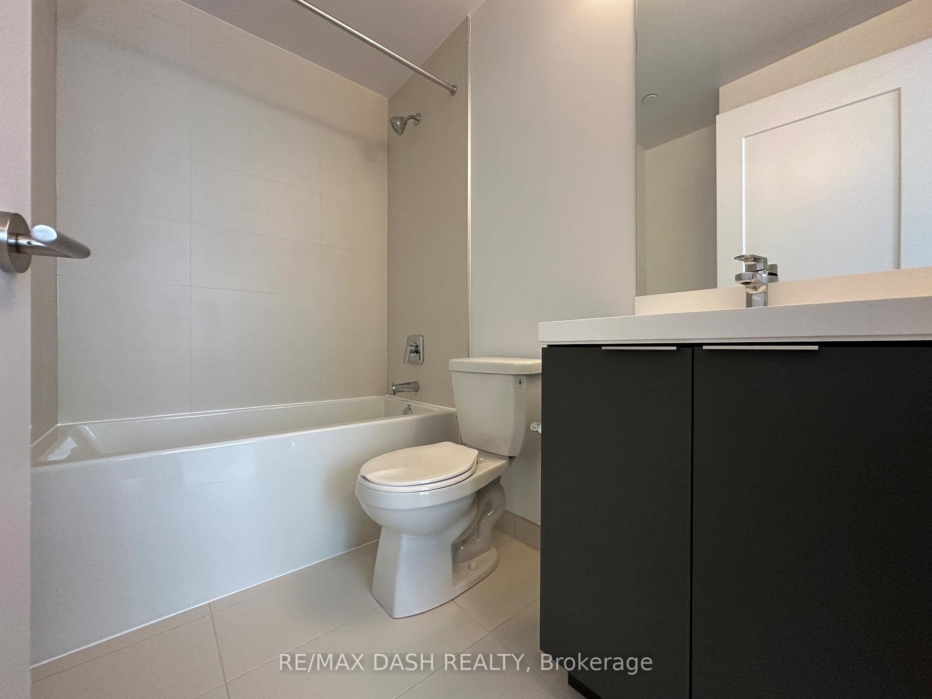 Photo 29 of Unit 2009, 25 Holly Street, Toronto, Mount Pleasant West — HOMEH