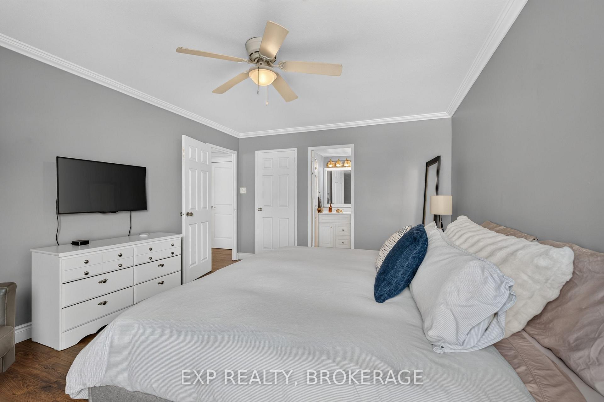 Photo 18 of Unit 202, 2 Mowat Avenue, Kingston, Central City West — HOMEH