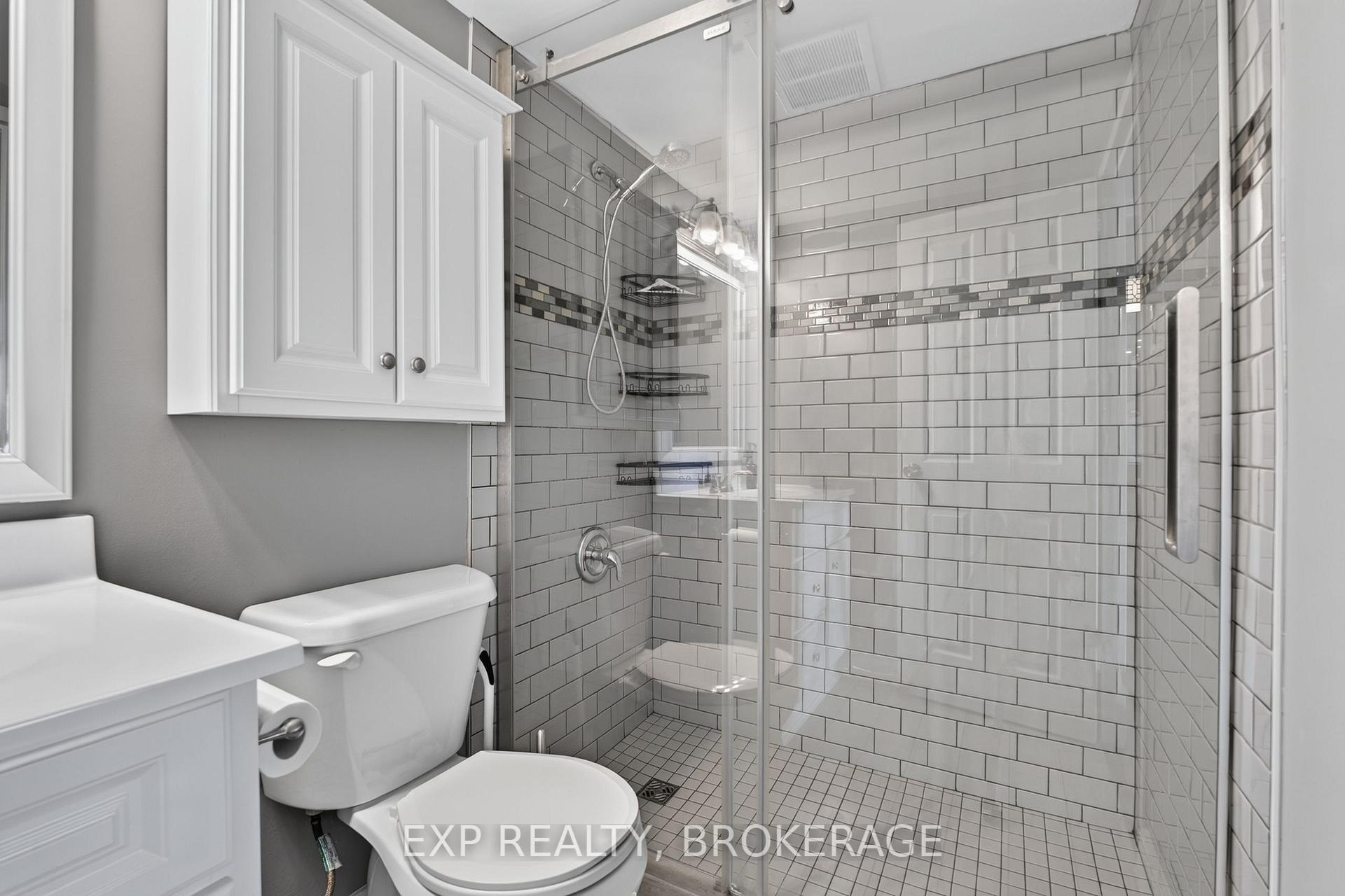 Photo 20 of Unit 202, 2 Mowat Avenue, Kingston, Central City West — HOMEH