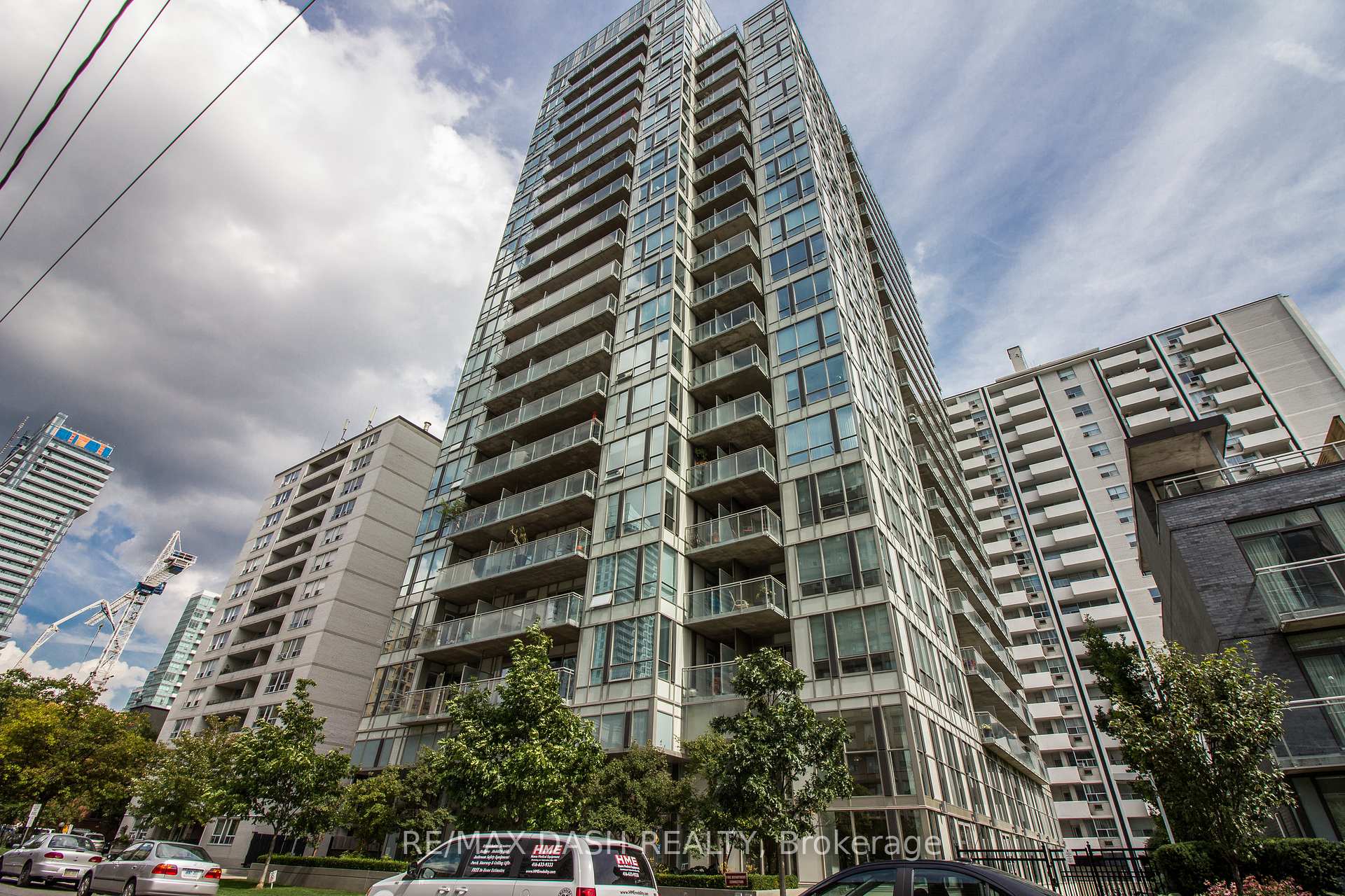 Photo 2 of Unit 1401, 83 Redpath Avenue, Toronto, Mount Pleasant West — HOMEH