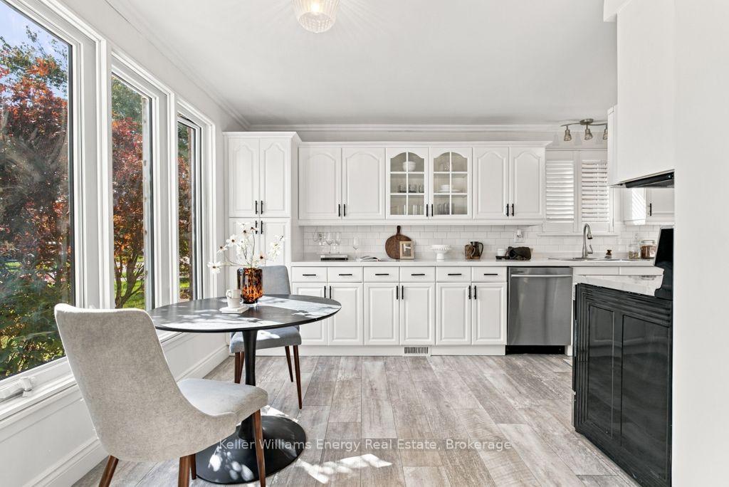 Photo 7 of 26 Carruthers Drive, Clarington, Bowmanville — HOMEH