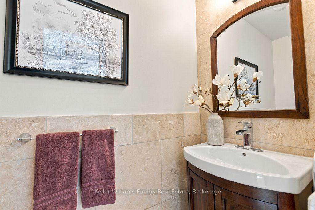 Photo 22 of 26 Carruthers Drive, Clarington, Bowmanville — HOMEH