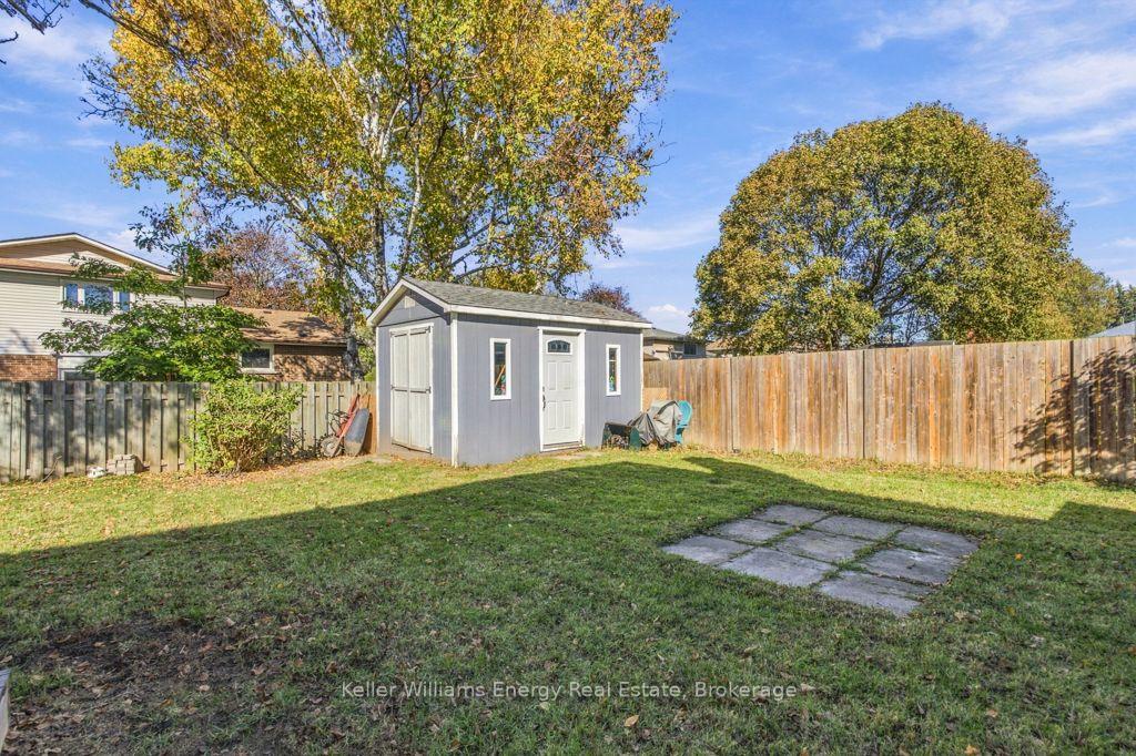 Photo 39 of 26 Carruthers Drive, Clarington, Bowmanville — HOMEH
