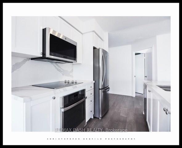 Photo 4 of Unit 705, 1000 King Street W, Toronto, Niagara — HOMEH