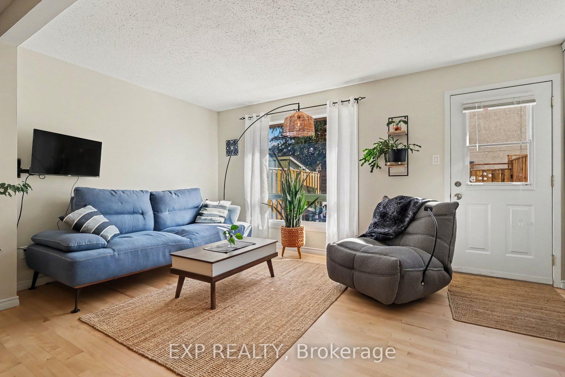 Photo 5 of 1290 Cahill Drive, Ottawa, South Keys — HOMEH