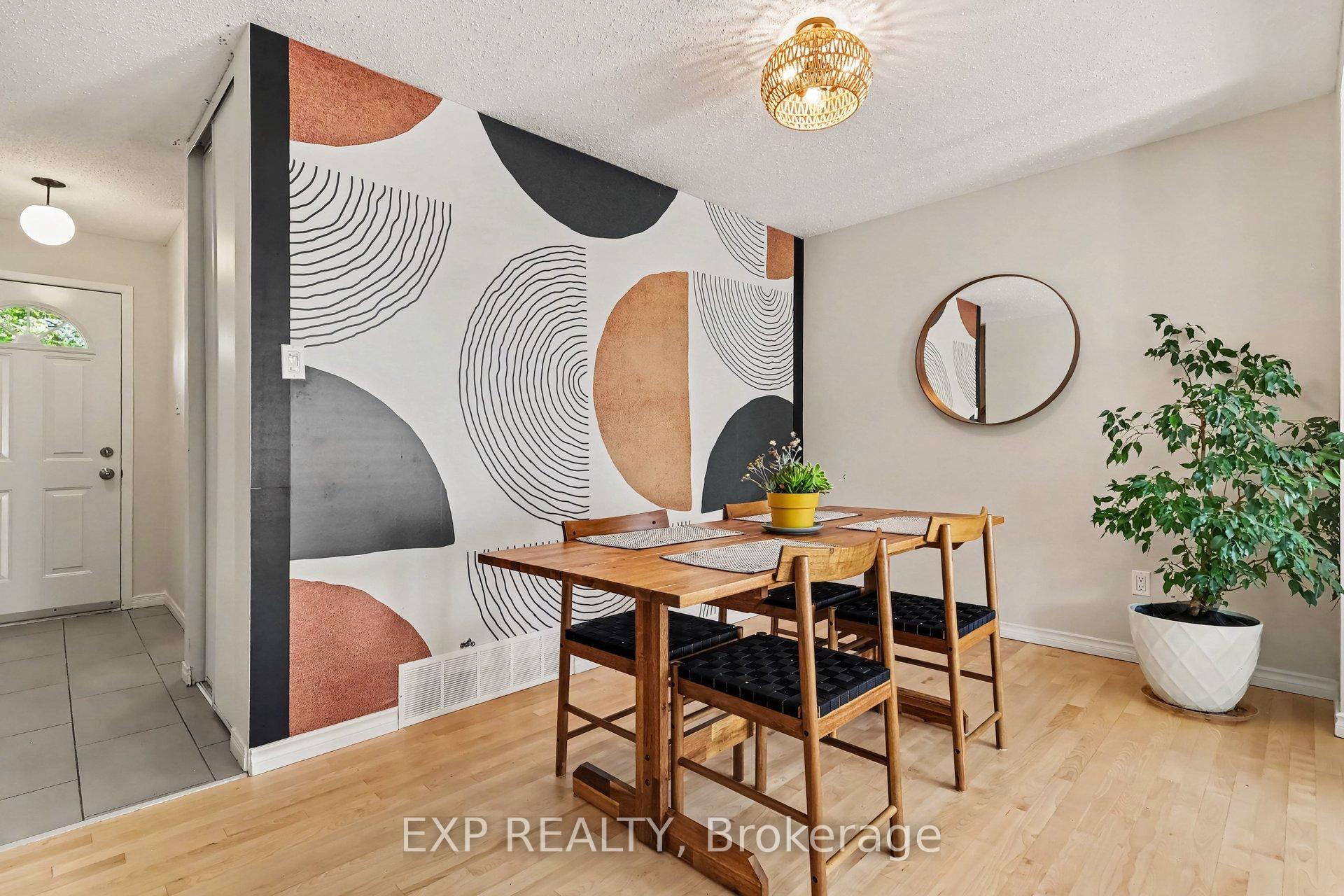 Photo 10 of 1290 Cahill Drive, Ottawa, South Keys — HOMEH