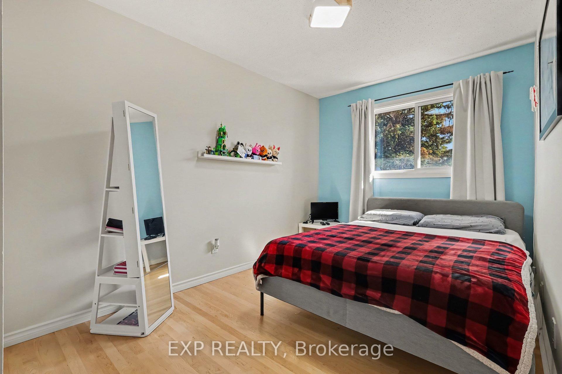Photo 14 of 1290 Cahill Drive, Ottawa, South Keys — HOMEH
