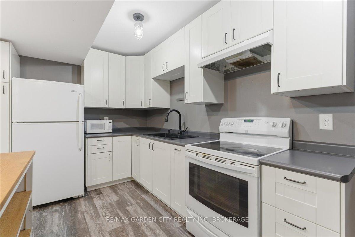 Photo 20 of 4 Fox Trail Drive, St. Catharines, Rykert/Vansickle — HOMEH