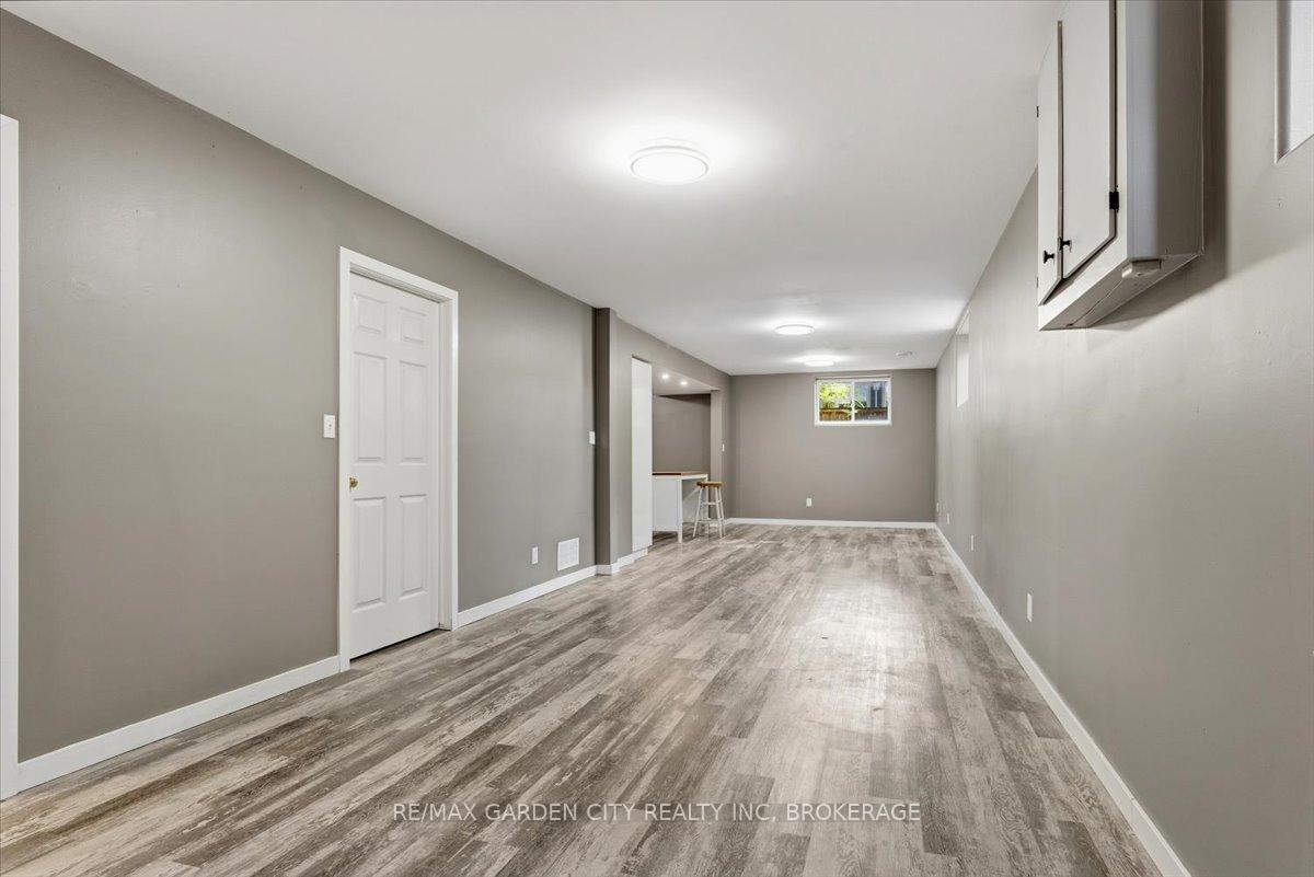 Photo 21 of 4 Fox Trail Drive, St. Catharines, Rykert/Vansickle — HOMEH