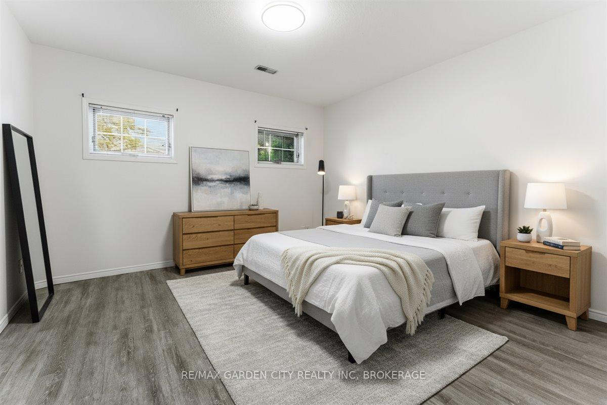 Photo 23 of 4 Fox Trail Drive, St. Catharines, Rykert/Vansickle — HOMEH