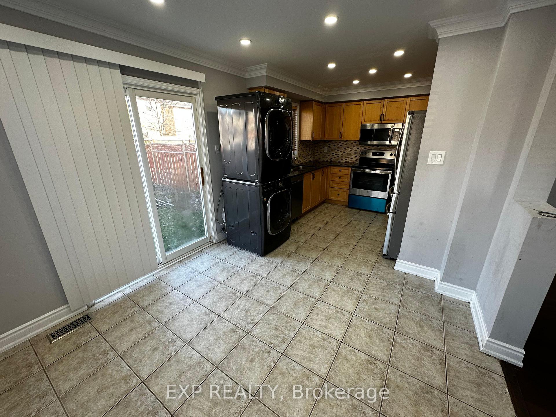 Photo 1 of 25 Prince Crescent, Brampton, Northwest Sandalwood Parkway — HOMEH