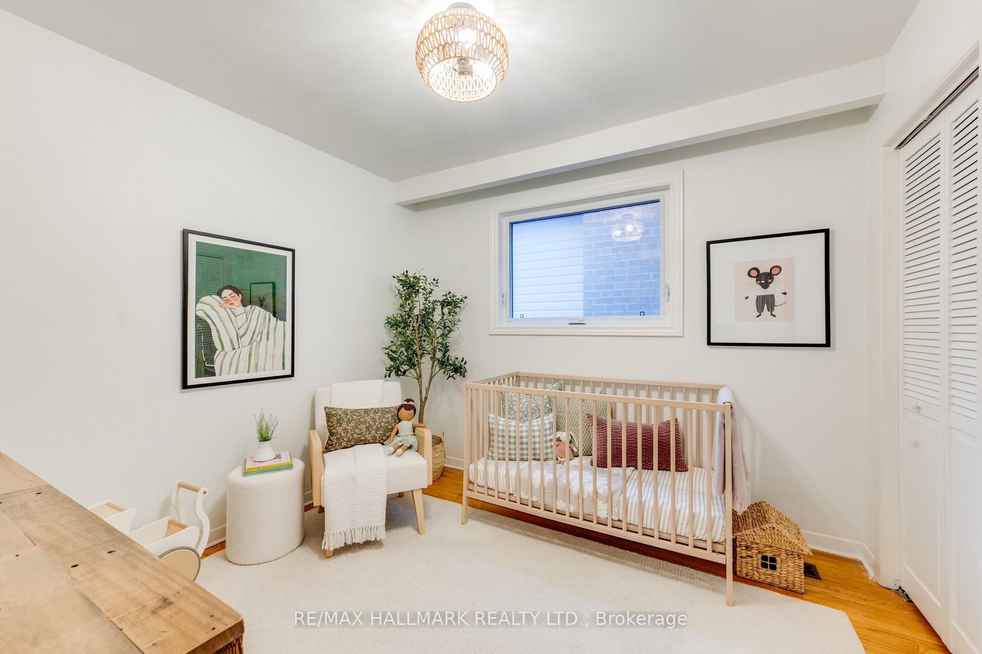 Photo 24 of 45 Sorauren Avenue, Toronto, Roncesvalles — HOMEH