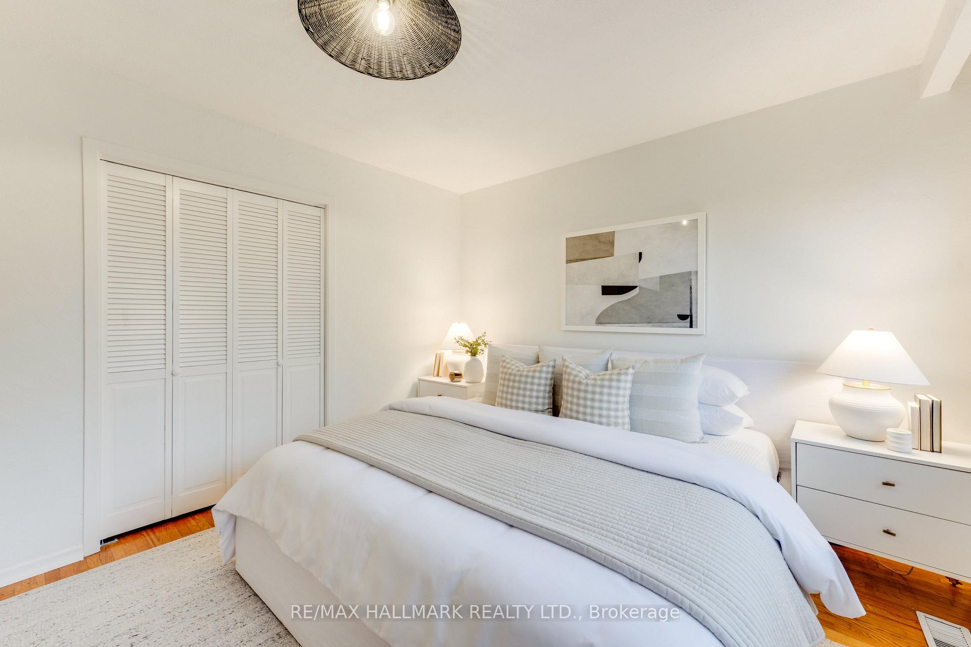 Photo 25 of 45 Sorauren Avenue, Toronto, Roncesvalles — HOMEH