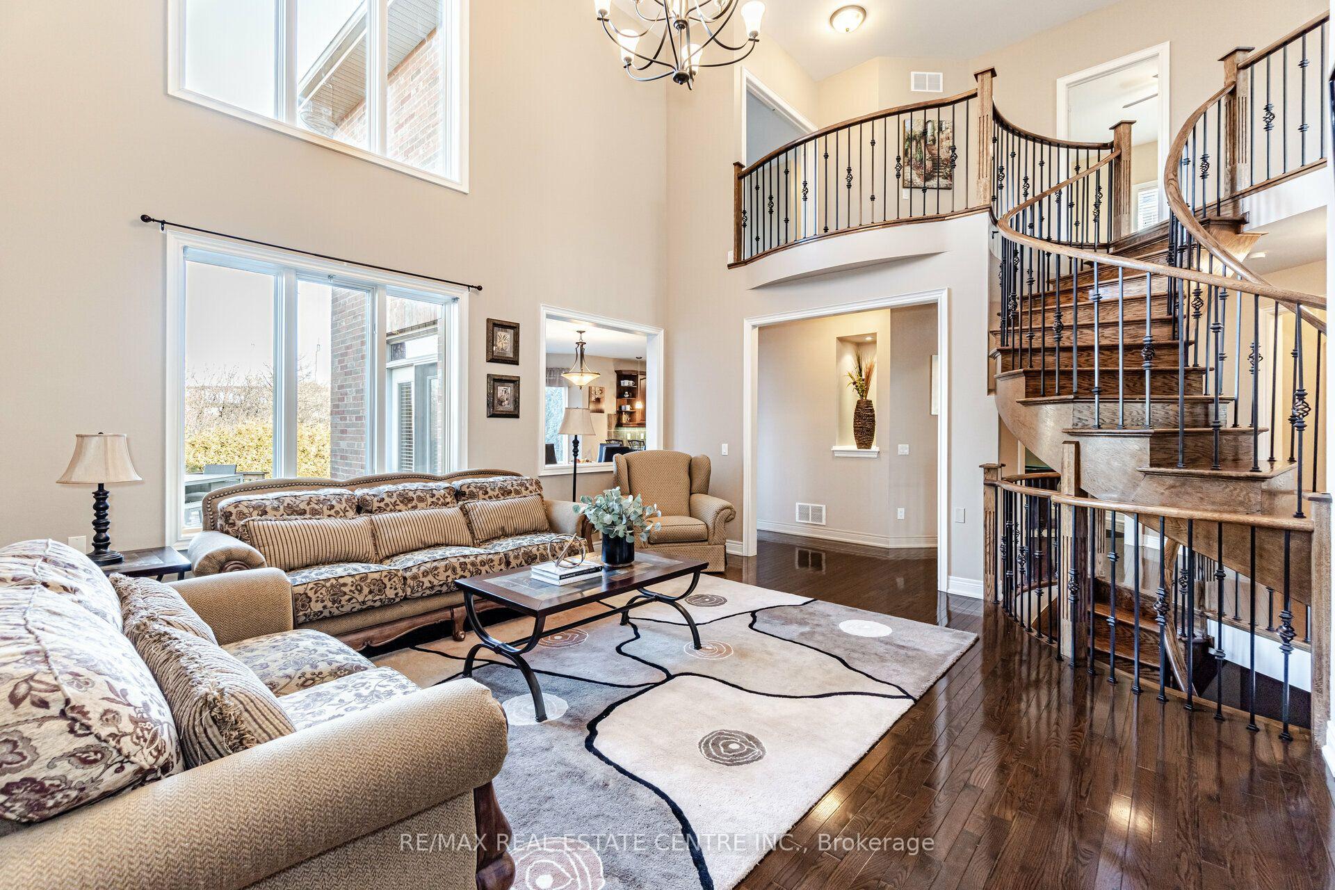 Photo 14 of 2327 Lyndhurst Drive, Oakville, Joshua Creek — HOMEH