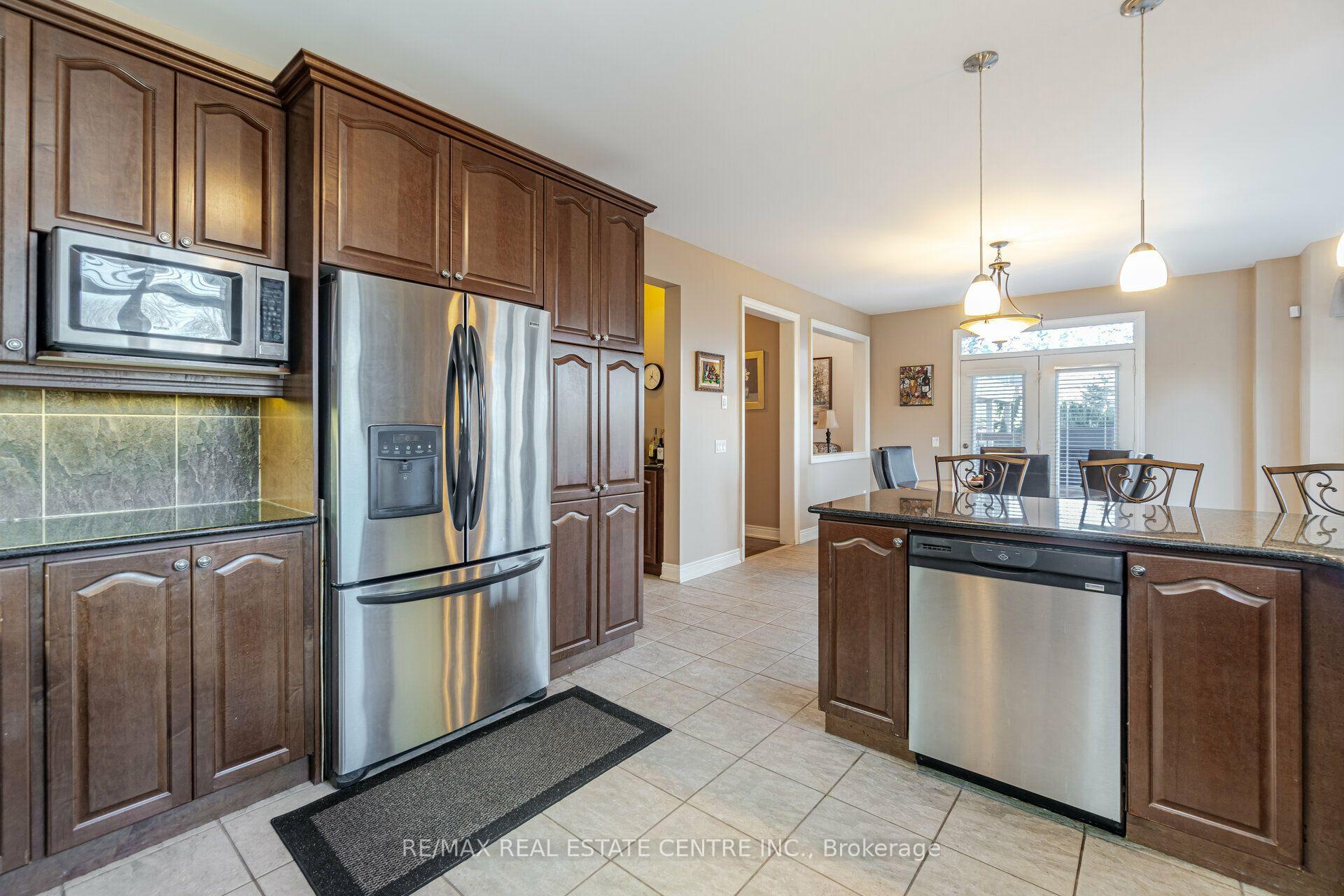 Photo 22 of 2327 Lyndhurst Drive, Oakville, Joshua Creek — HOMEH