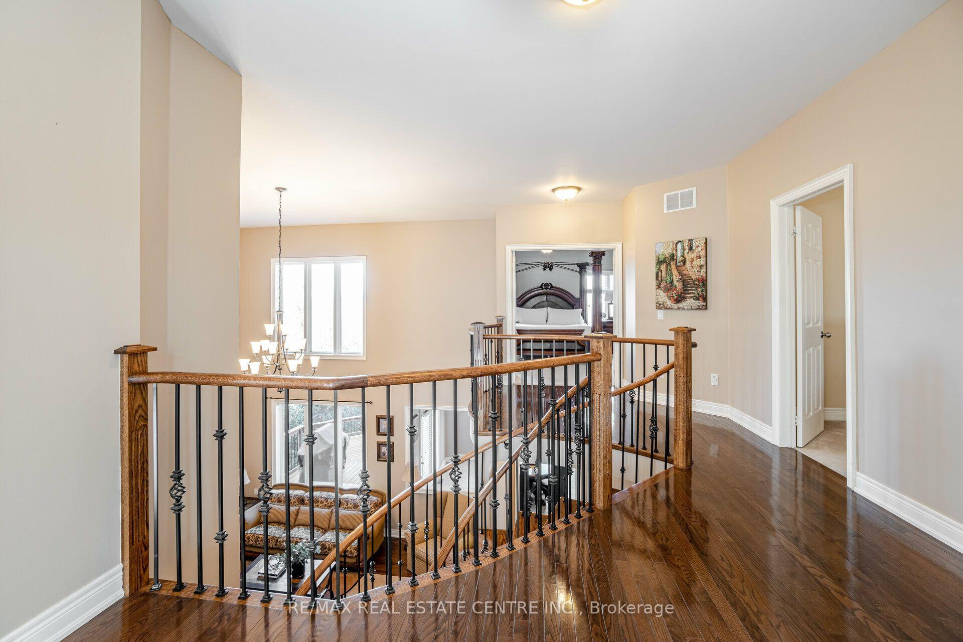Photo 30 of 2327 Lyndhurst Drive, Oakville, Joshua Creek — HOMEH