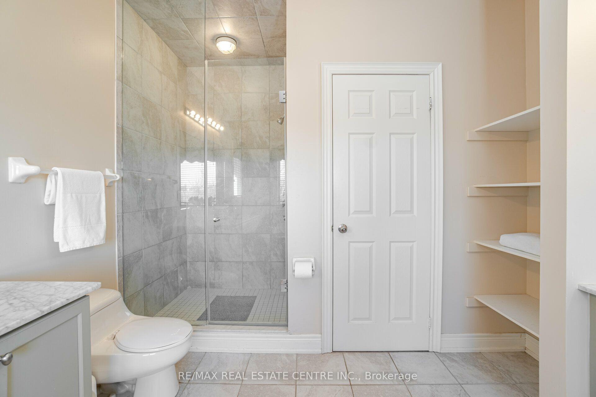 Photo 35 of 2327 Lyndhurst Drive, Oakville, Joshua Creek — HOMEH