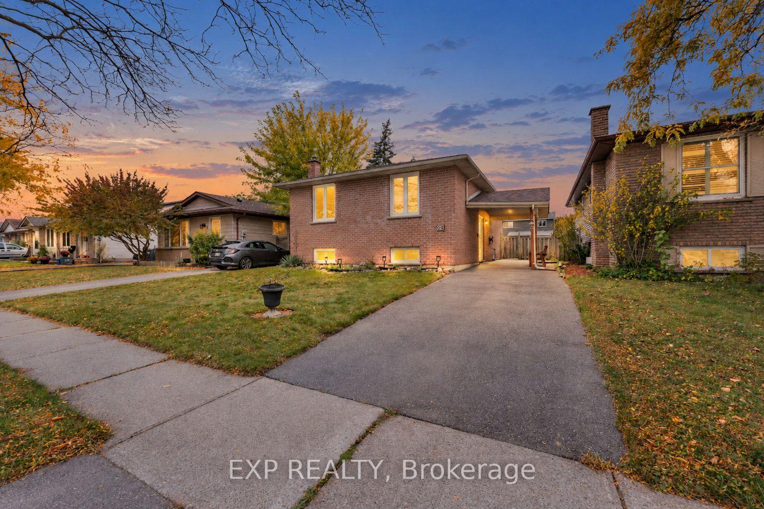Photo 1 of 28 Sulky Road, Brantford, Lynden Hills — HOMEH